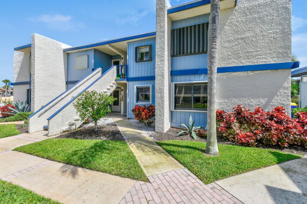 Photo of 1561 NE 12th Terrace #C-4, Jensen Beach, FL 34957 (MLS # R11050503)