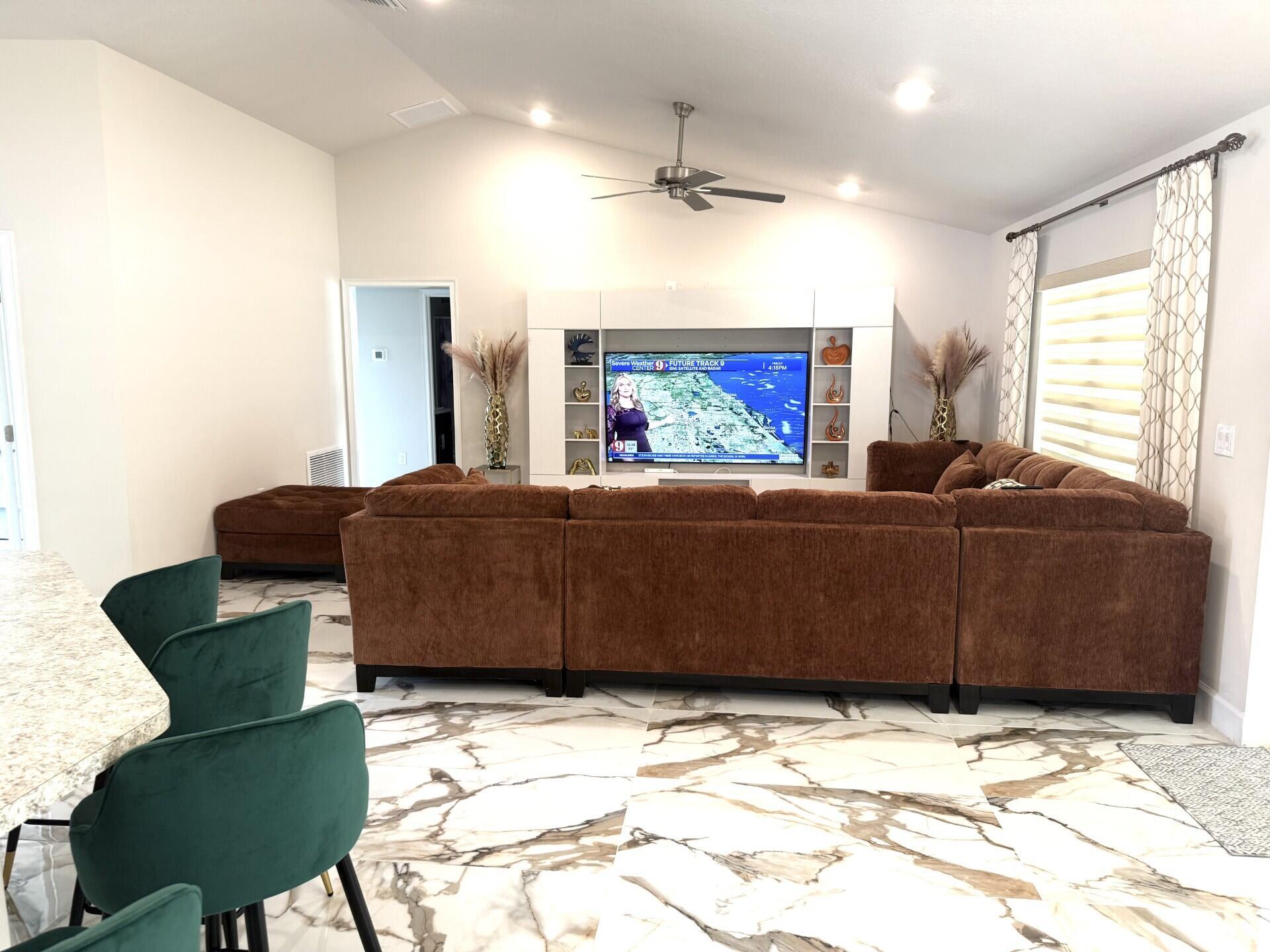 PORT MALABAR UNIT 20 - Residential Lease