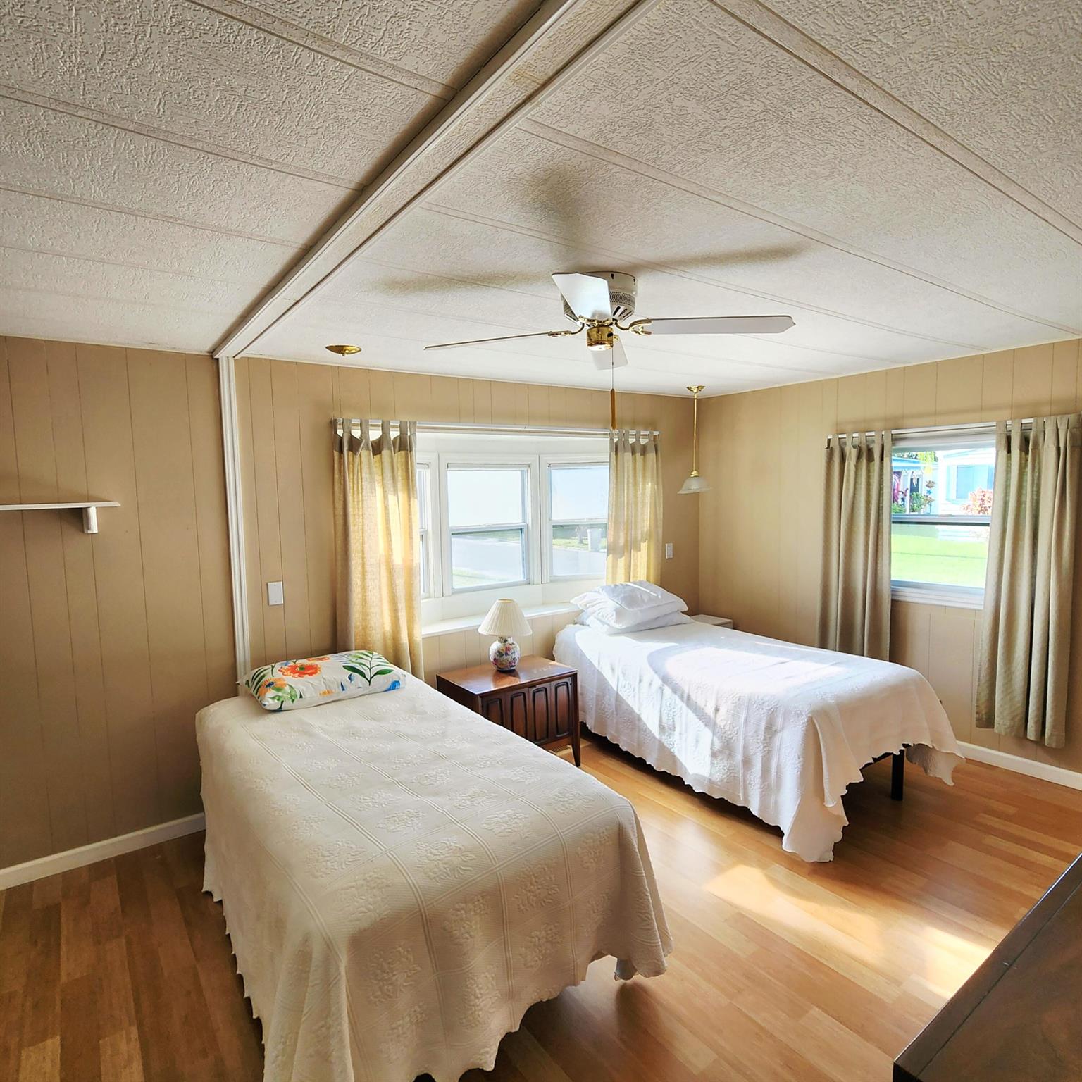 Spanish Lakes Riverfront - Residential