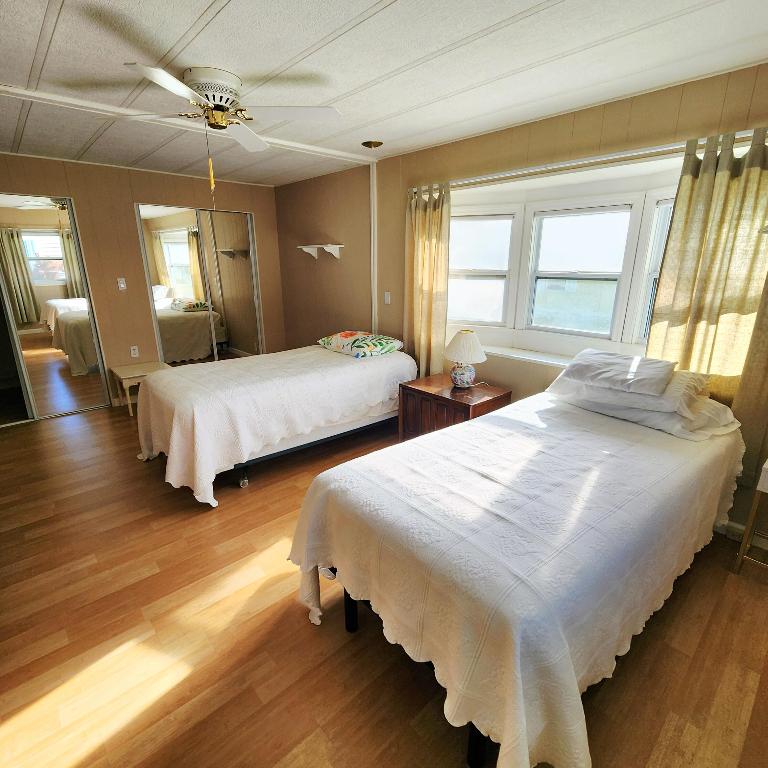 Spanish Lakes Riverfront - Residential