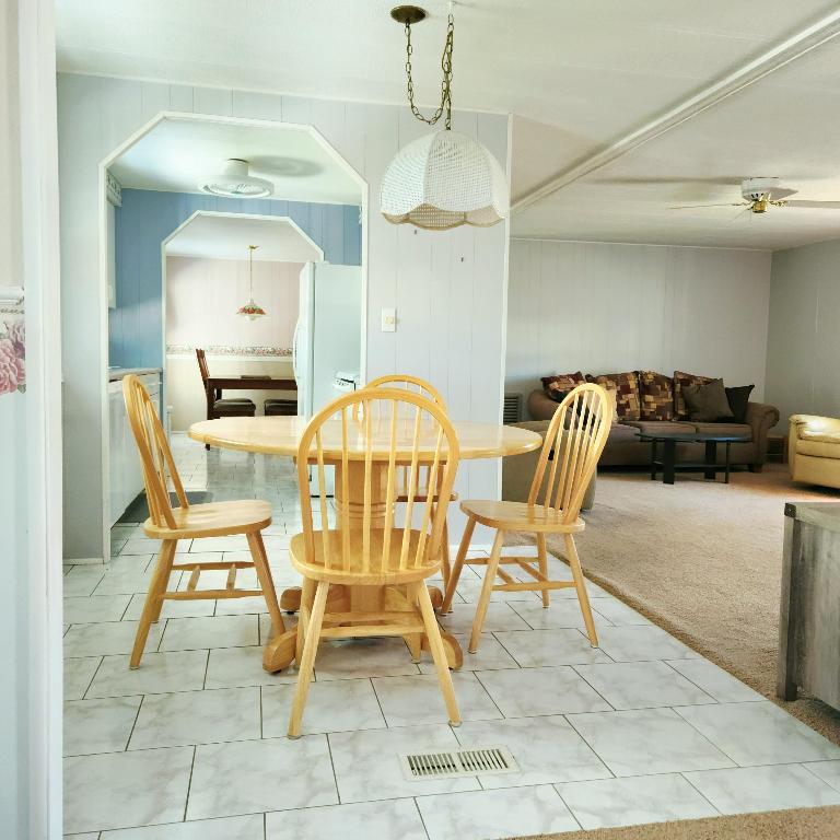 Spanish Lakes Riverfront - Residential