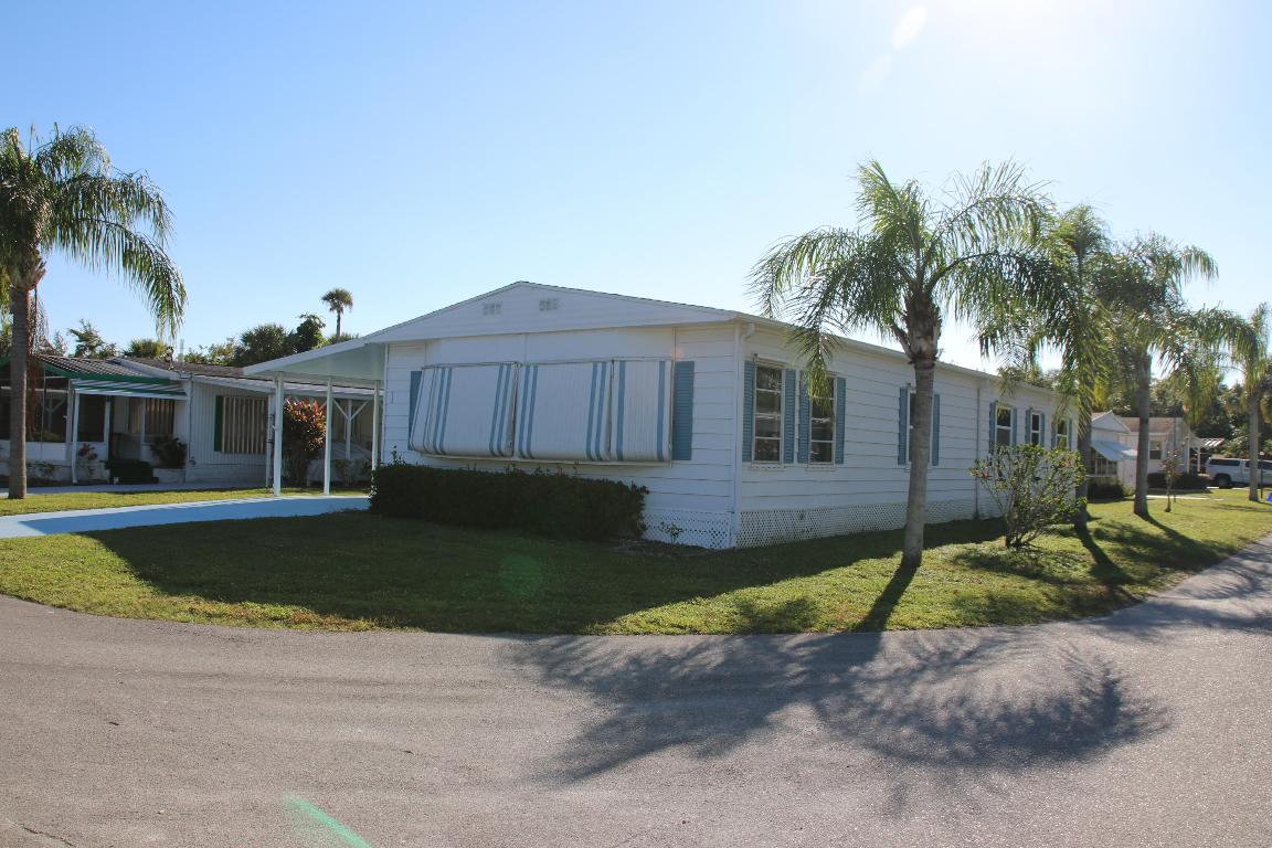 Spanish Lakes Riverfront - Residential