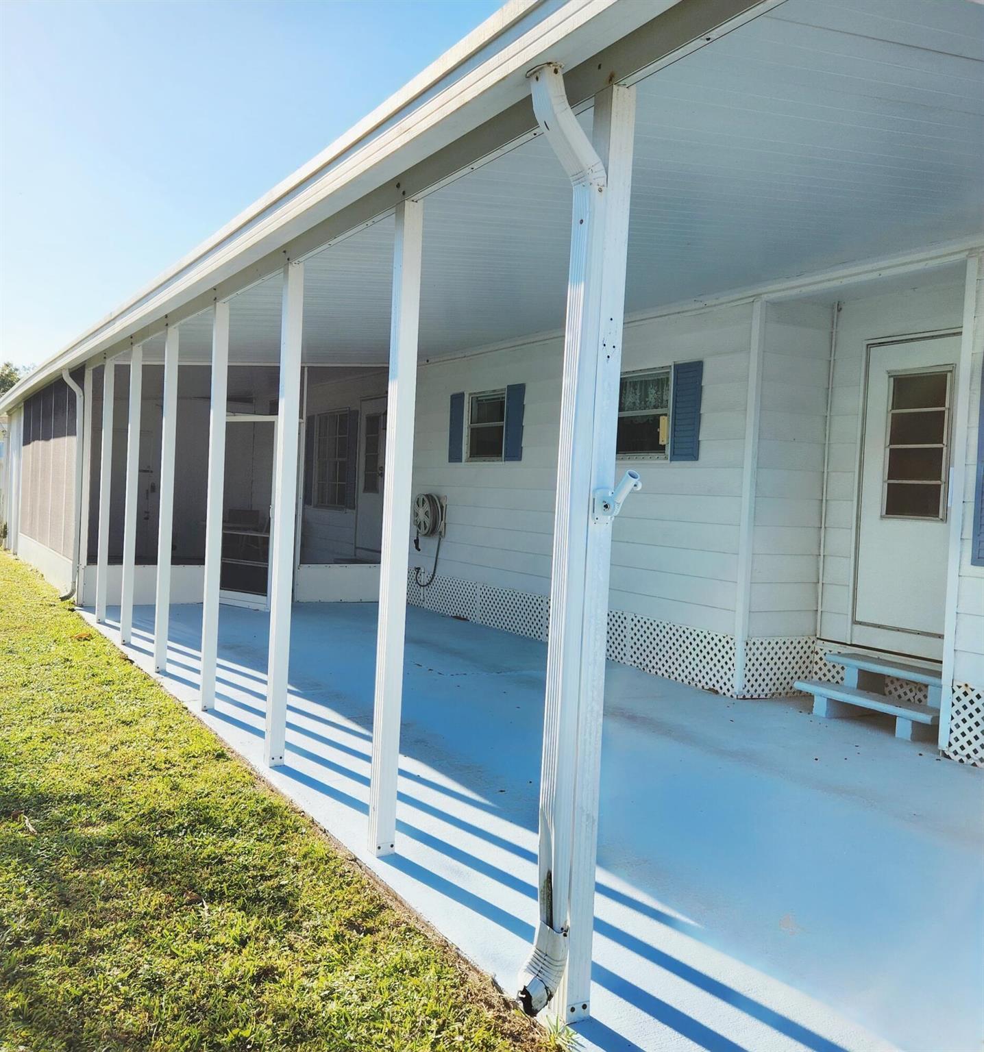 Spanish Lakes Riverfront - Residential