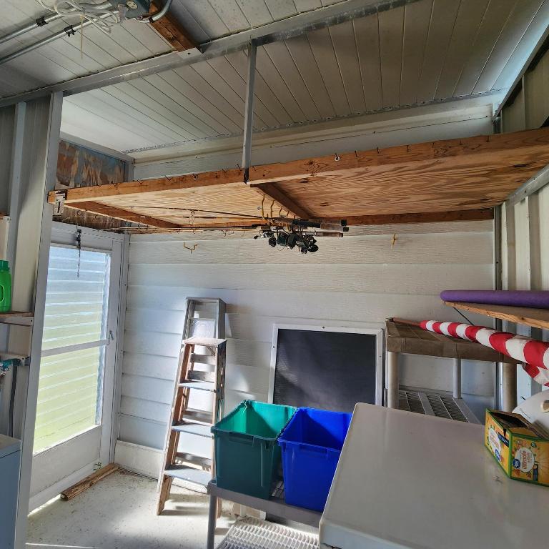 Spanish Lakes Riverfront - Residential