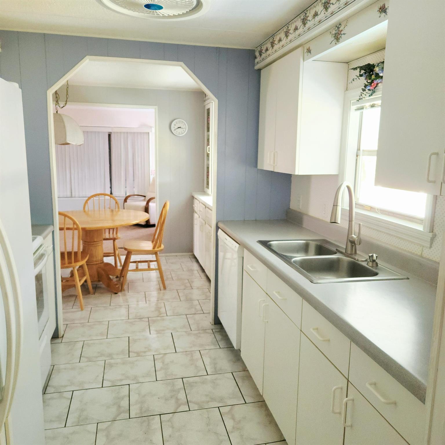 Spanish Lakes Riverfront - Residential