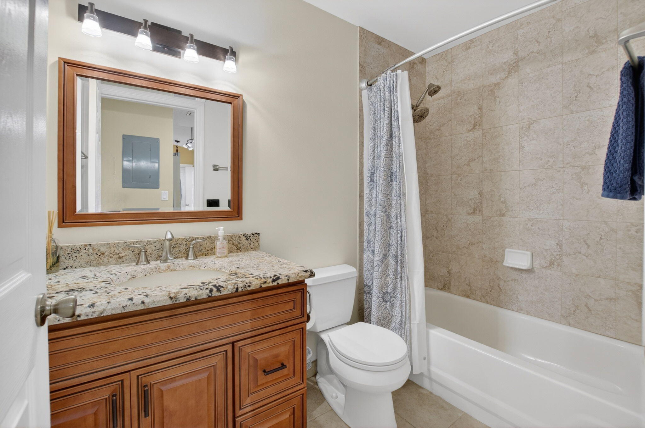 BOYNTON LAKES 1 - Residential