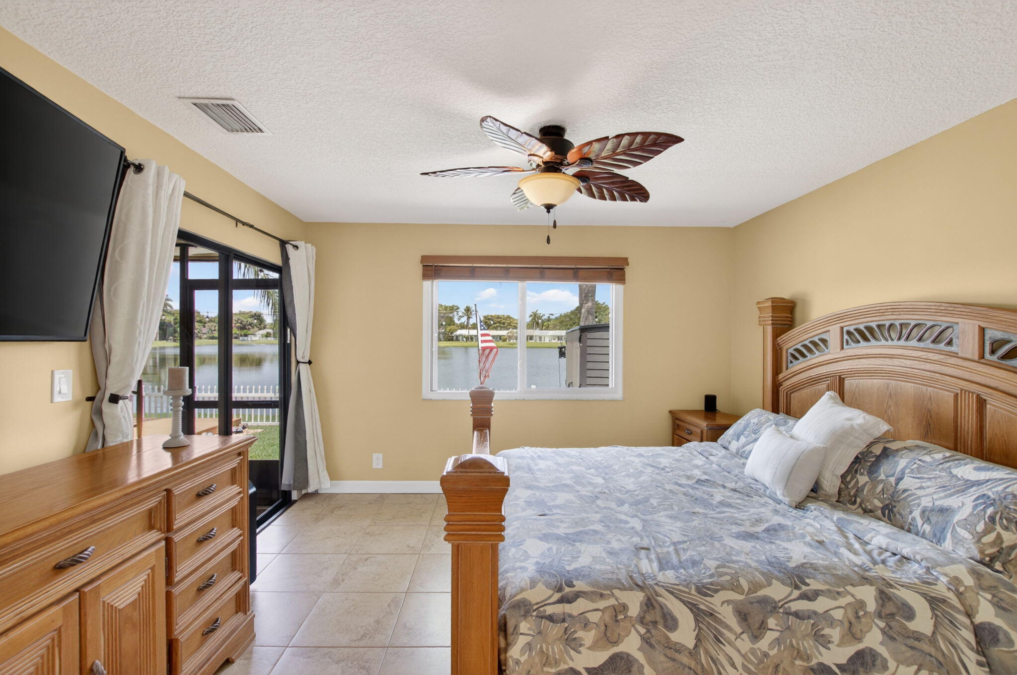 BOYNTON LAKES 1 - Residential