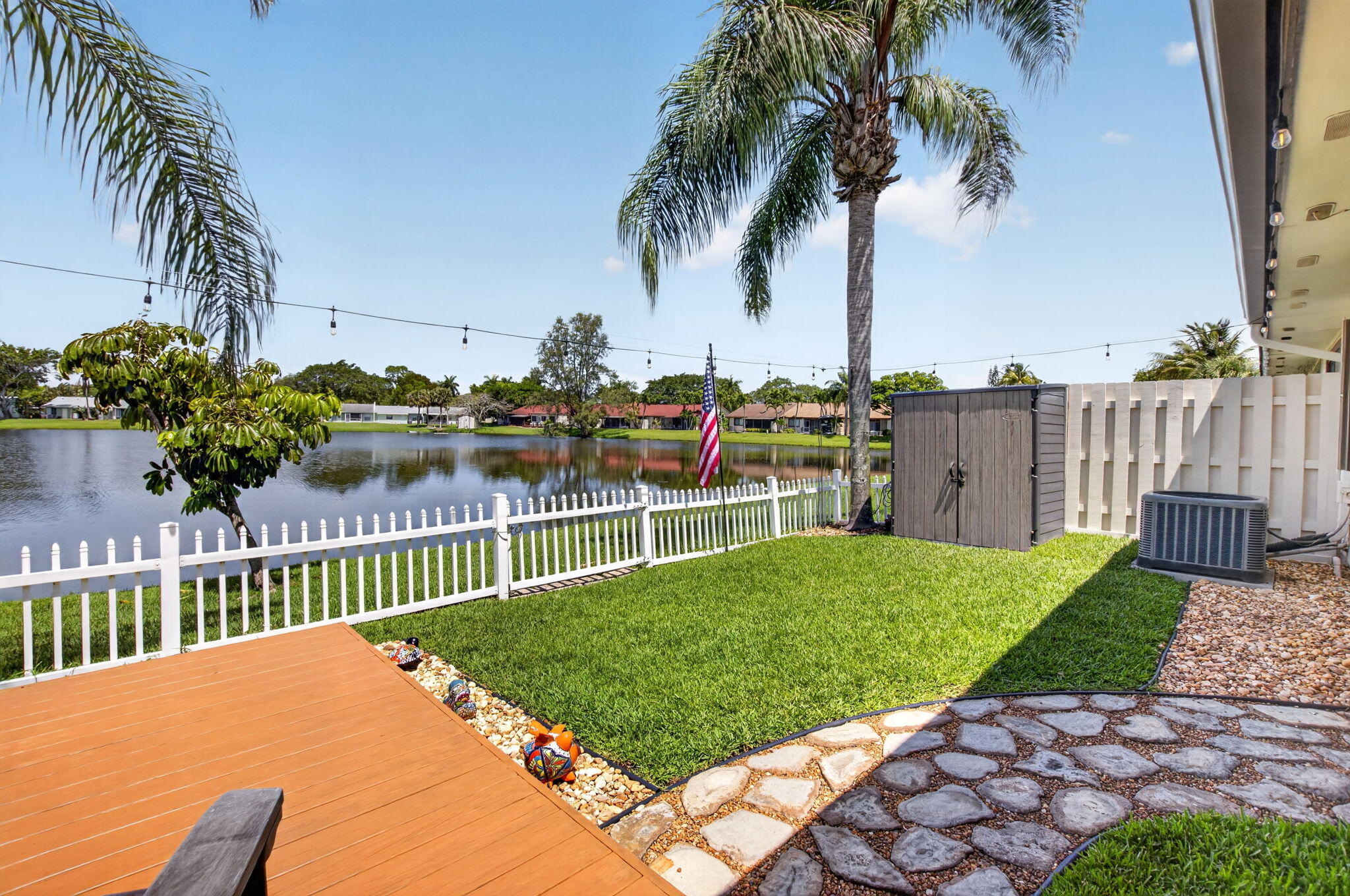 BOYNTON LAKES 1 - Residential