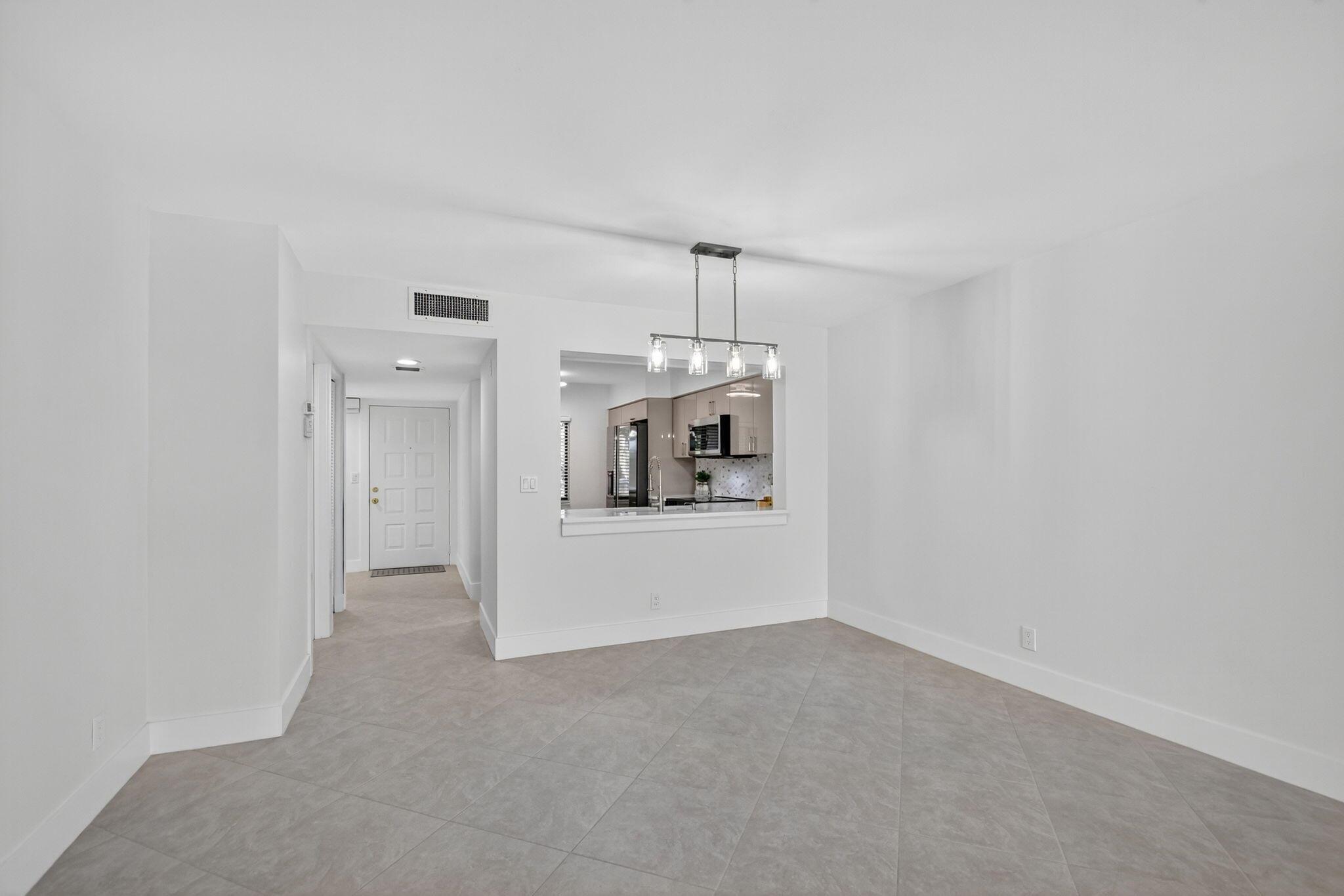 HUNTINGTON LAKES SEC FIVE - Residential
