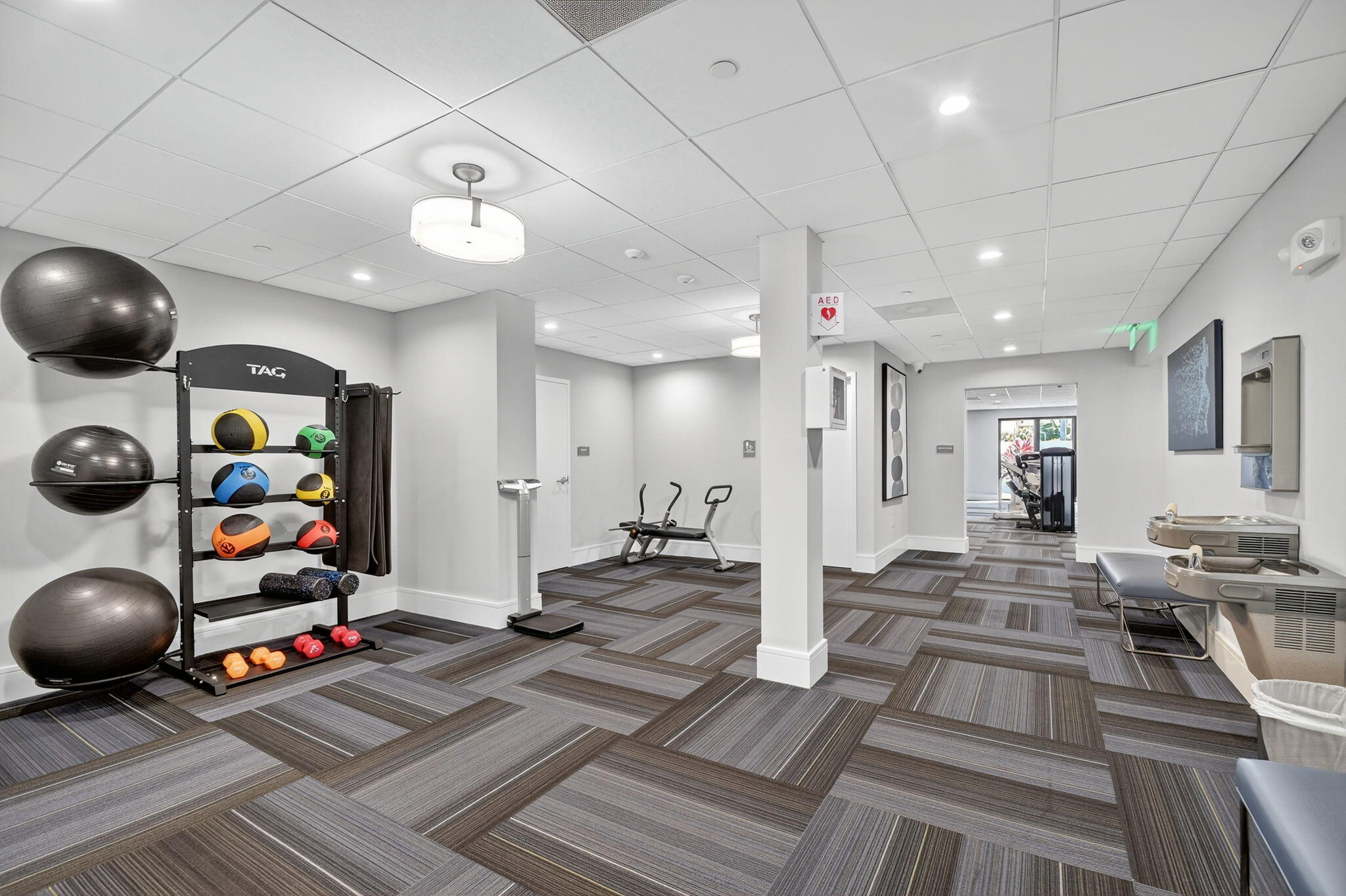 HUNTINGTON LAKES SEC FIVE CONDOS - Residential