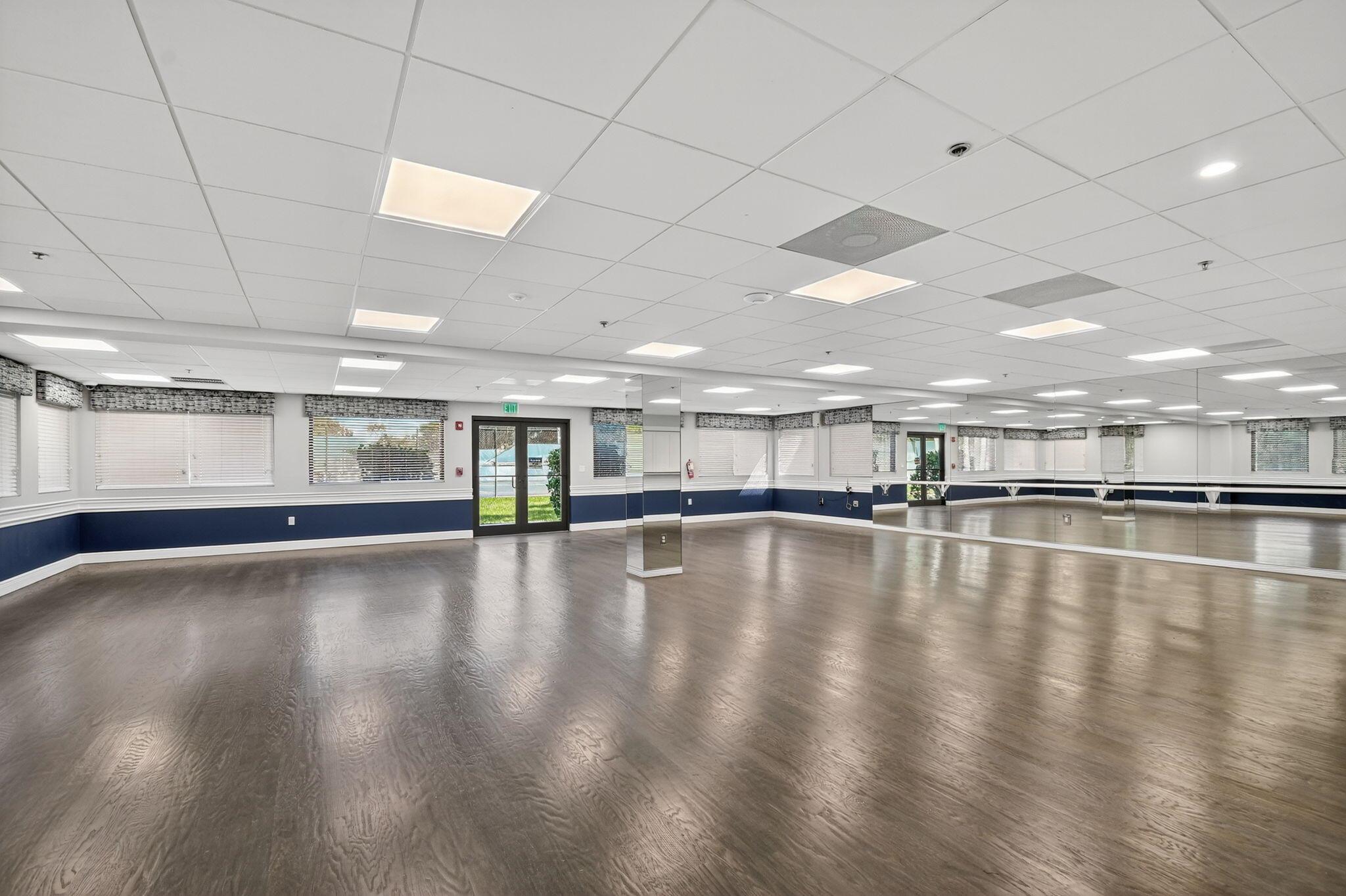HUNTINGTON LAKES SEC FIVE - Residential