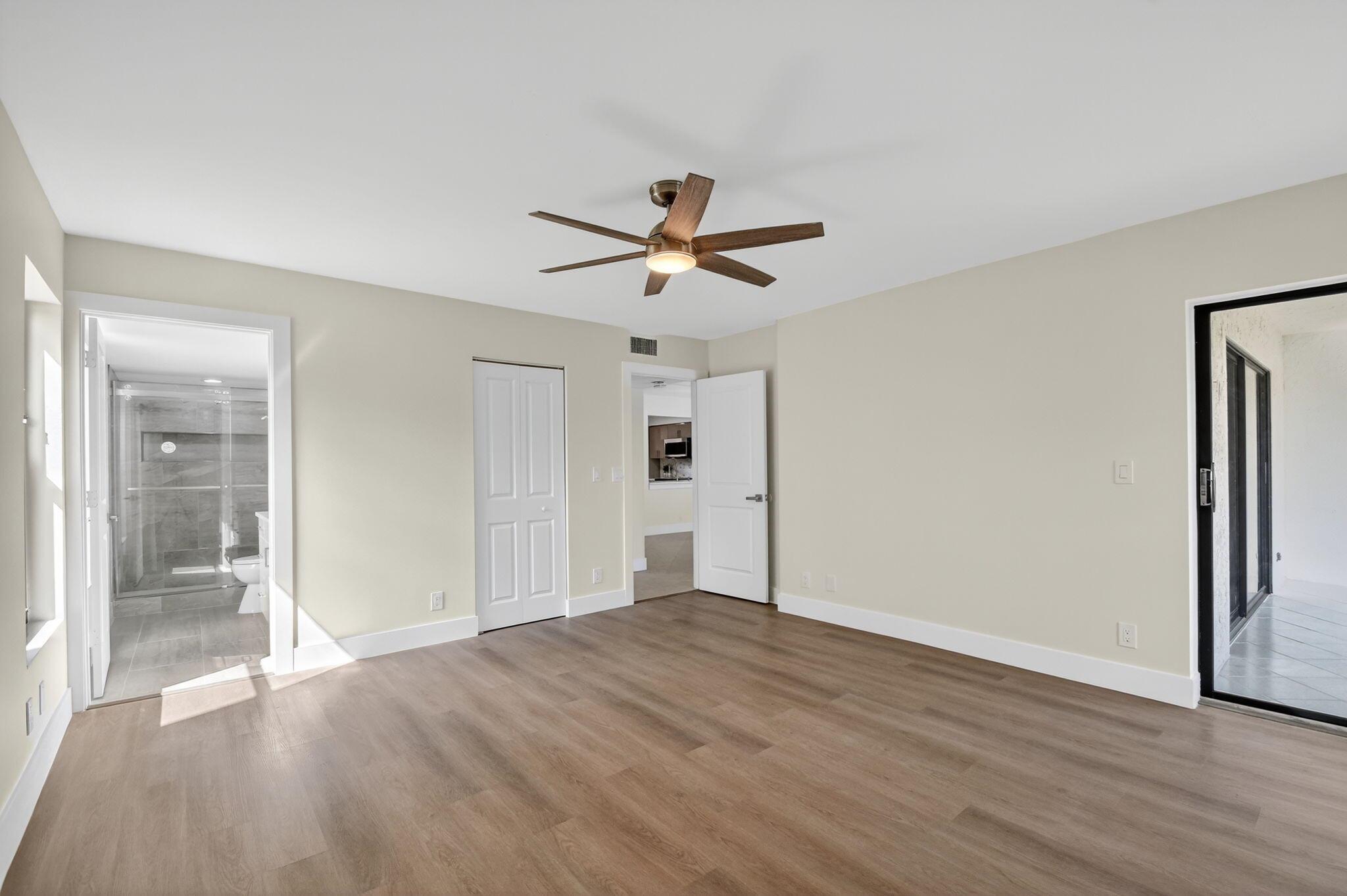 HUNTINGTON LAKES SEC FIVE - Residential