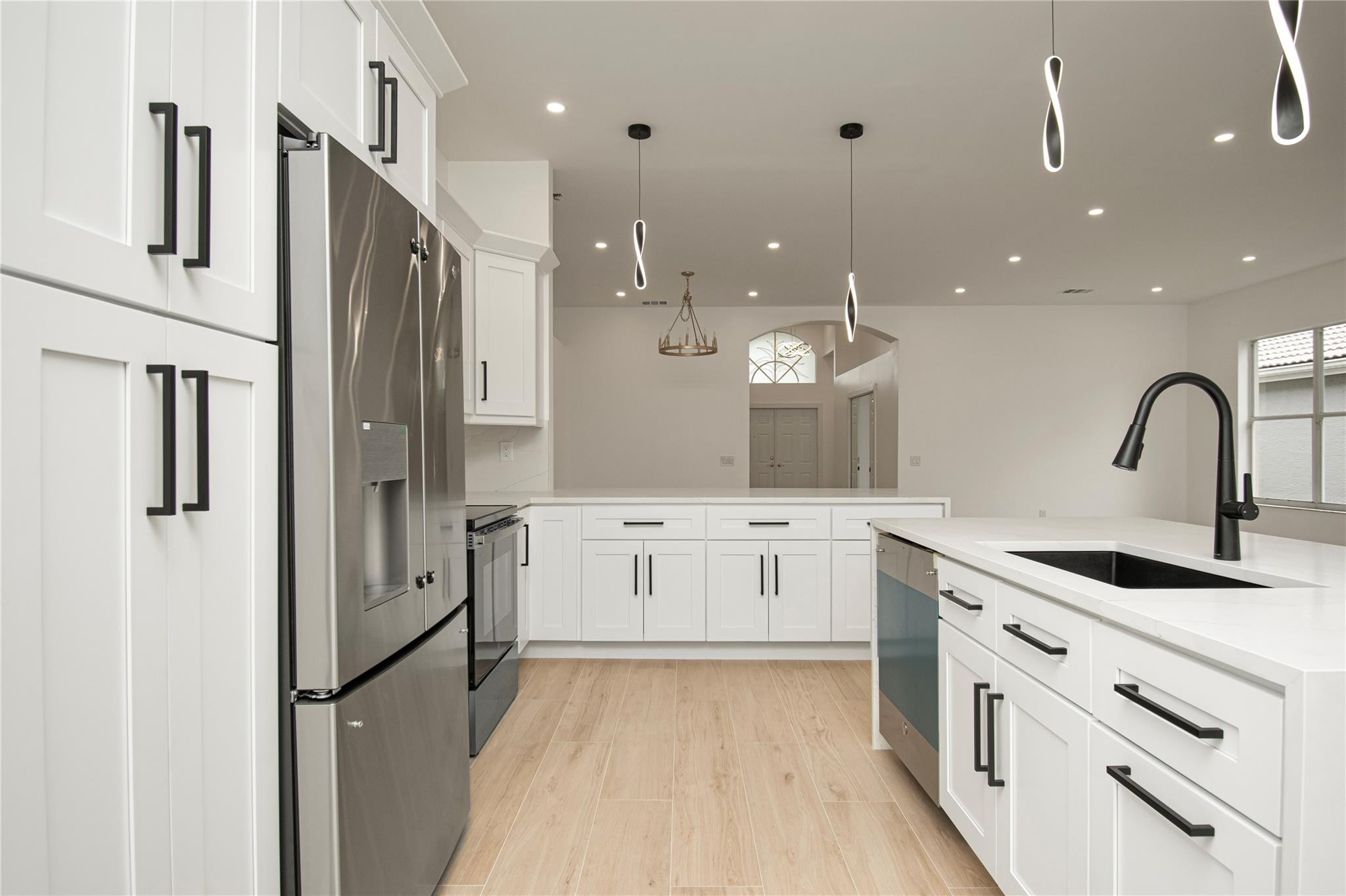 VALENCIA LAKES 1 - Residential