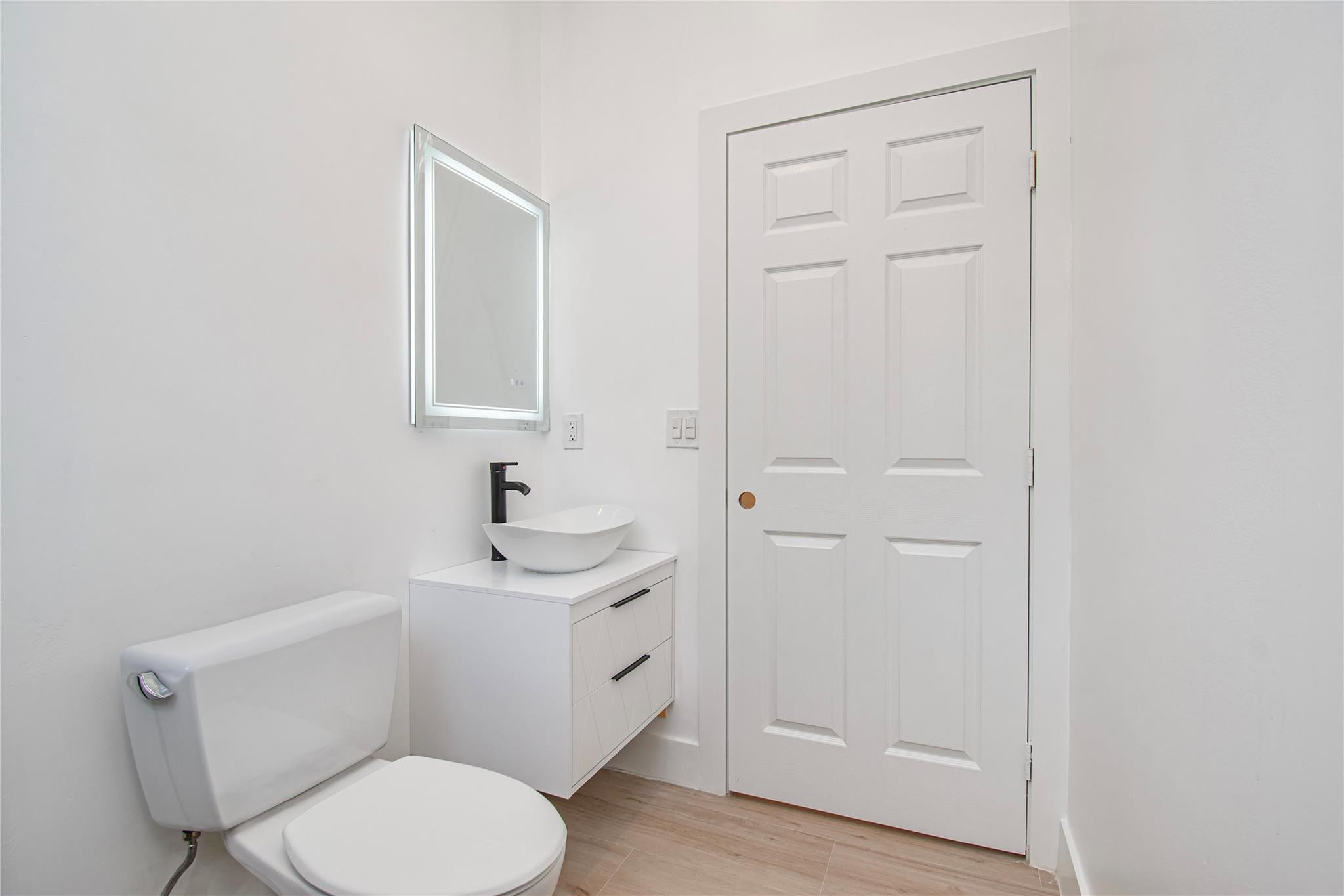 VALENCIA LAKES 1 - Residential