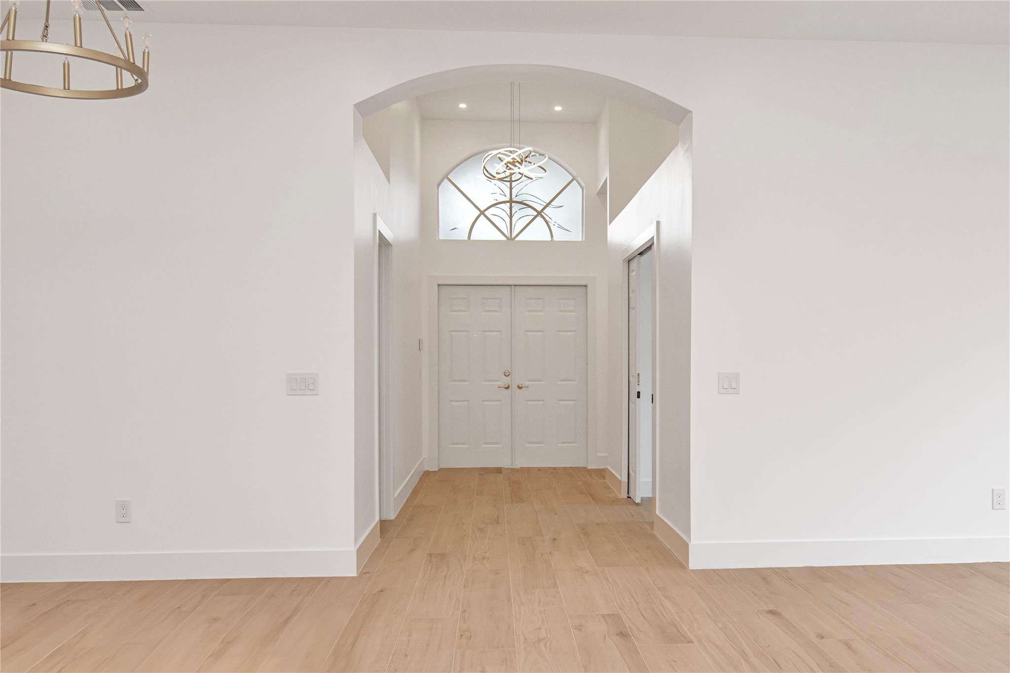 VALENCIA LAKES 1 - Residential