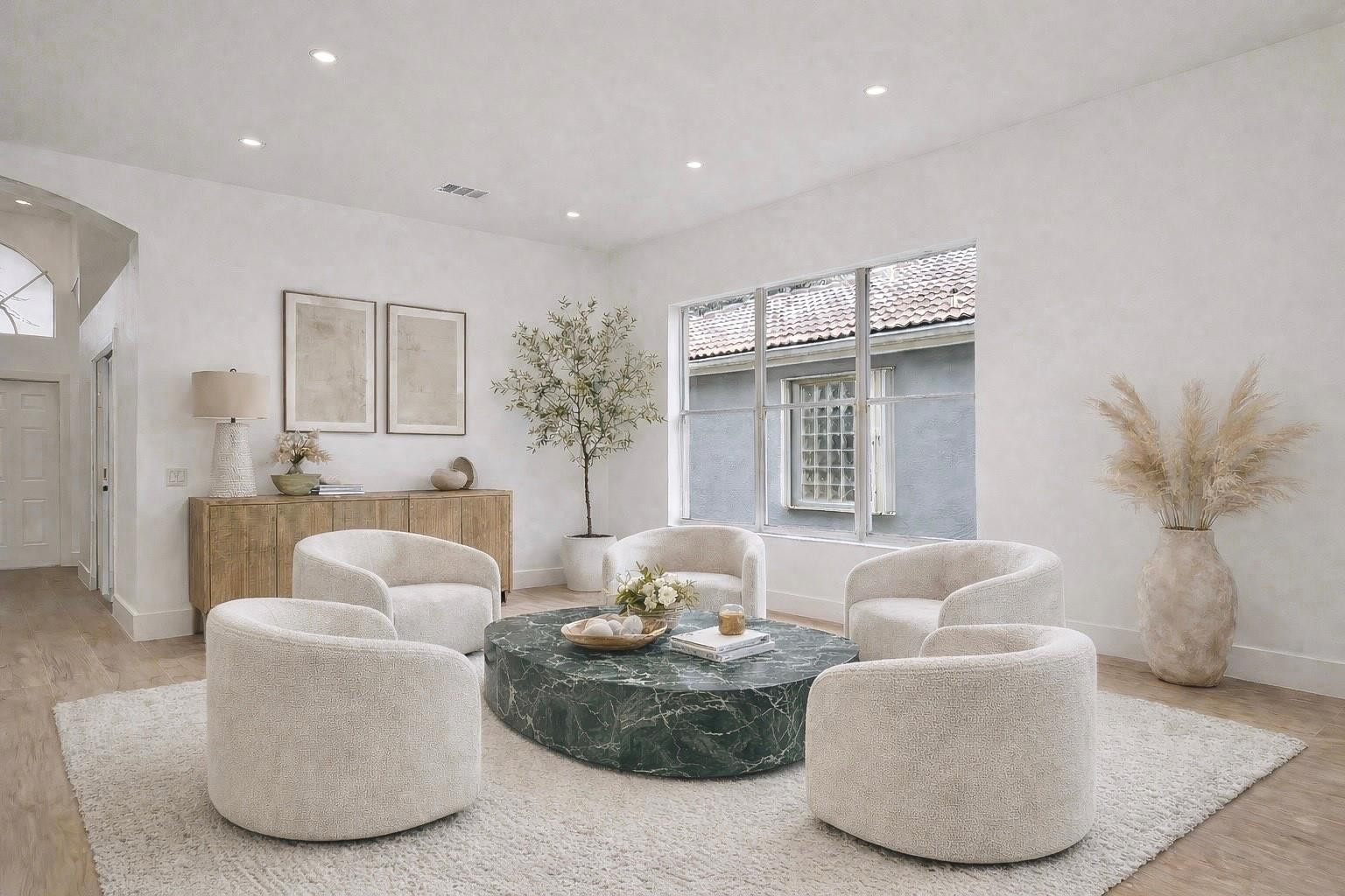 VALENCIA LAKES 1 - Residential