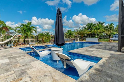 3011 Strada Court Royal Palm Beach FL 33411