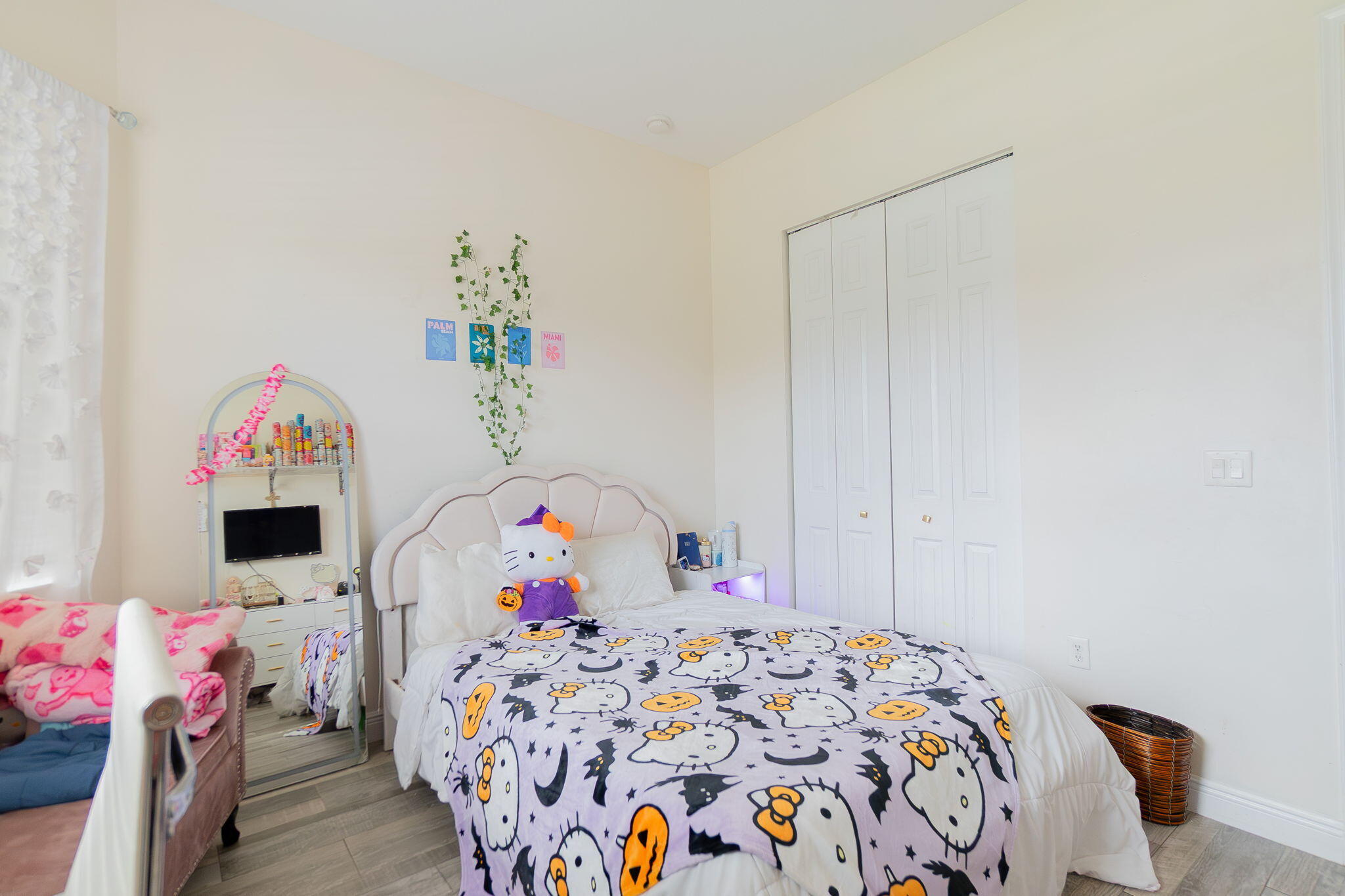 PORTOSOL REPL NO 4 - Residential