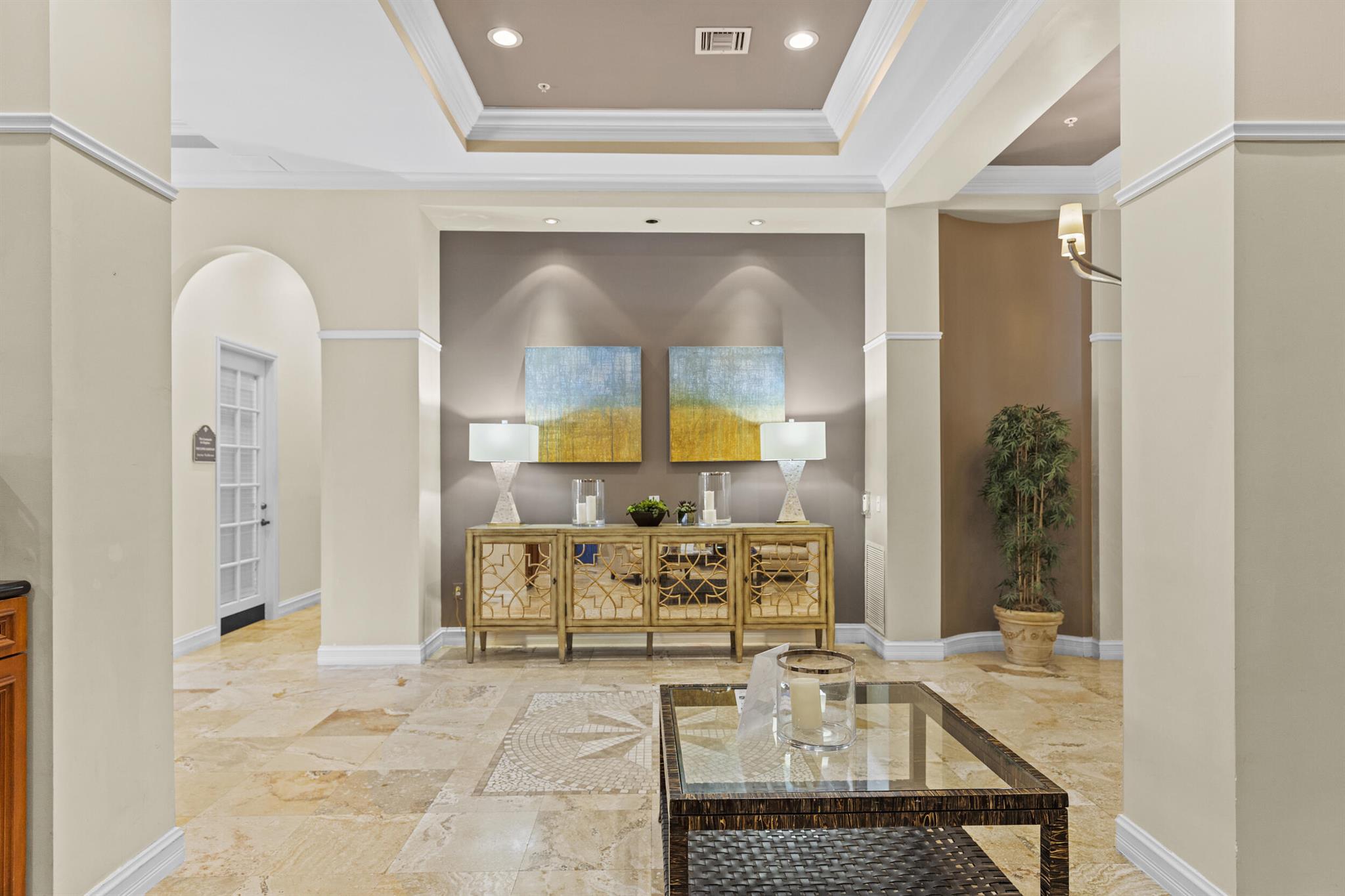 COURTYARDS IN CITYPLACE C - Residential Lease