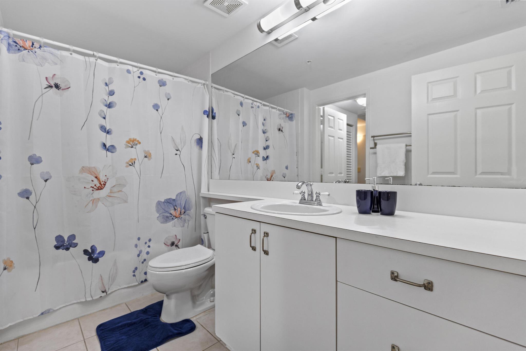 COURTYARDS IN CITYPLACE C - Residential Lease