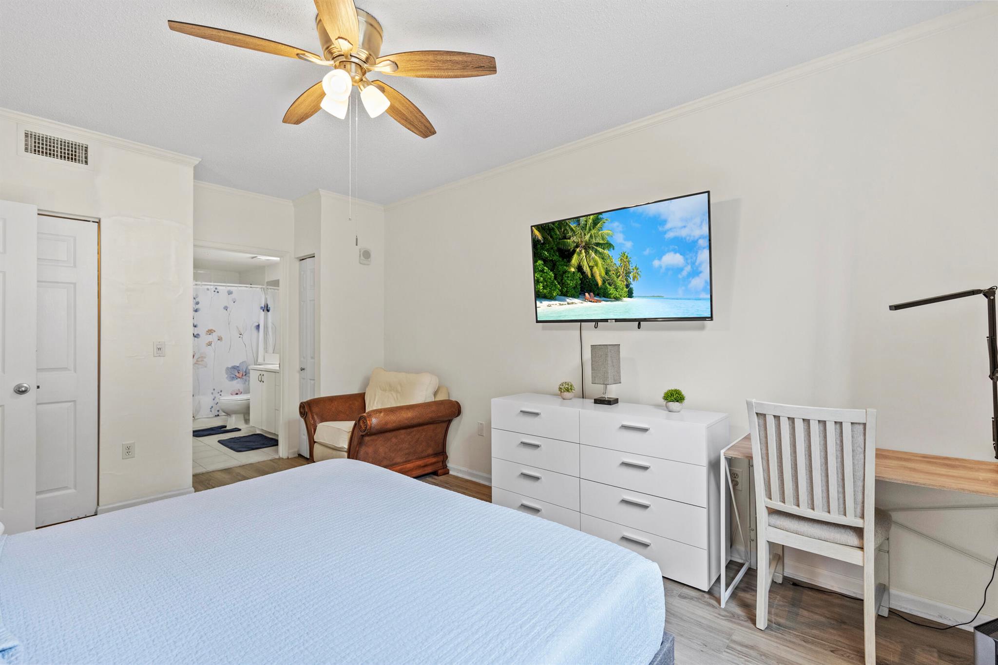 COURTYARDS IN CITYPLACE C - Residential Lease