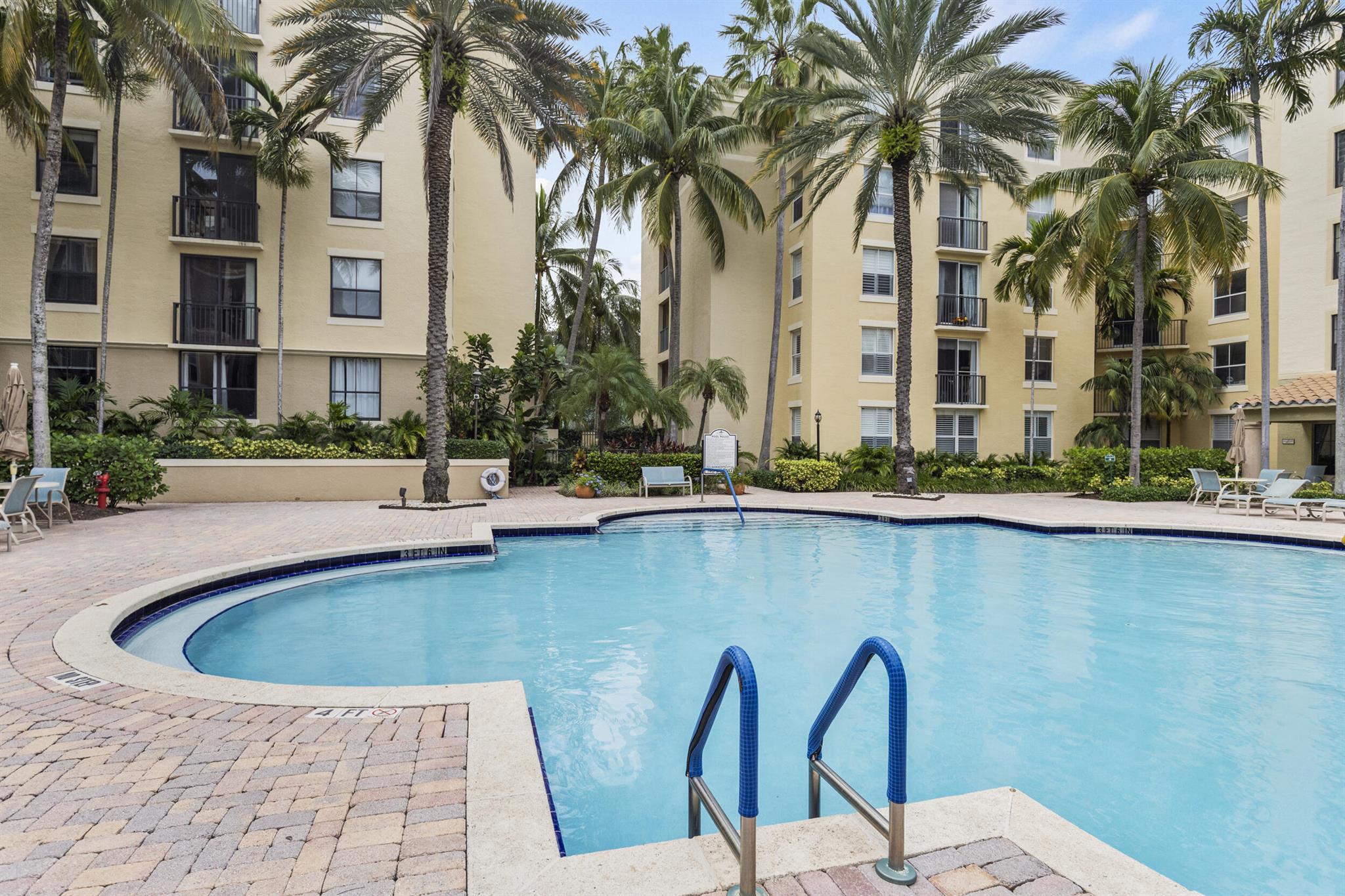 COURTYARDS IN CITYPLACE C - Residential Lease