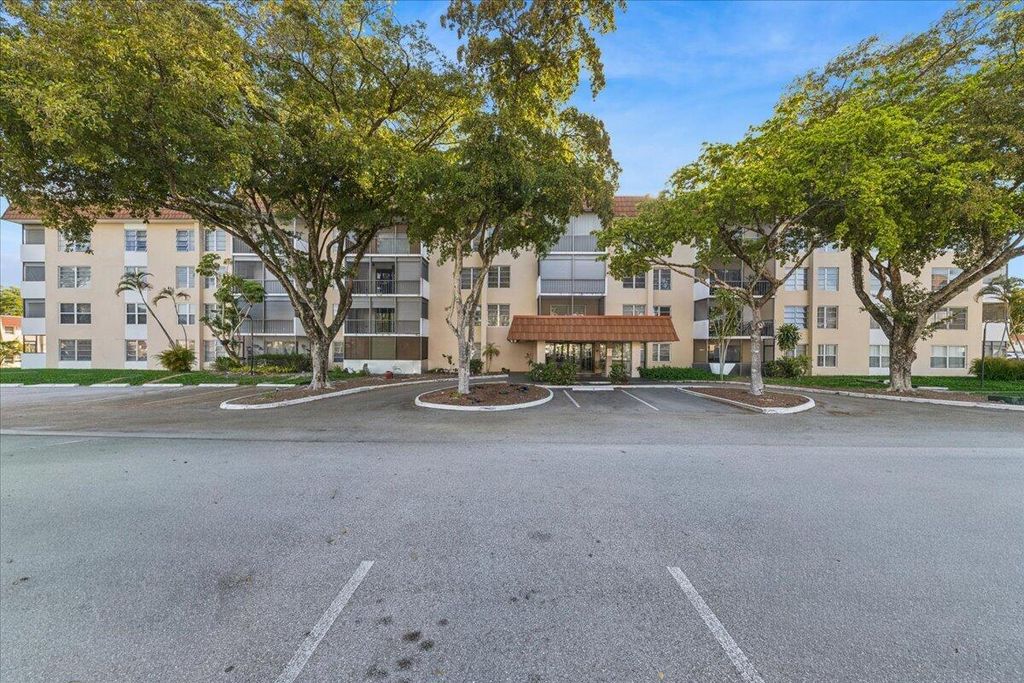 Photo of 4156 Inverrary Drive, Lauderhill, FL 33319 (MLS # B26043763)
