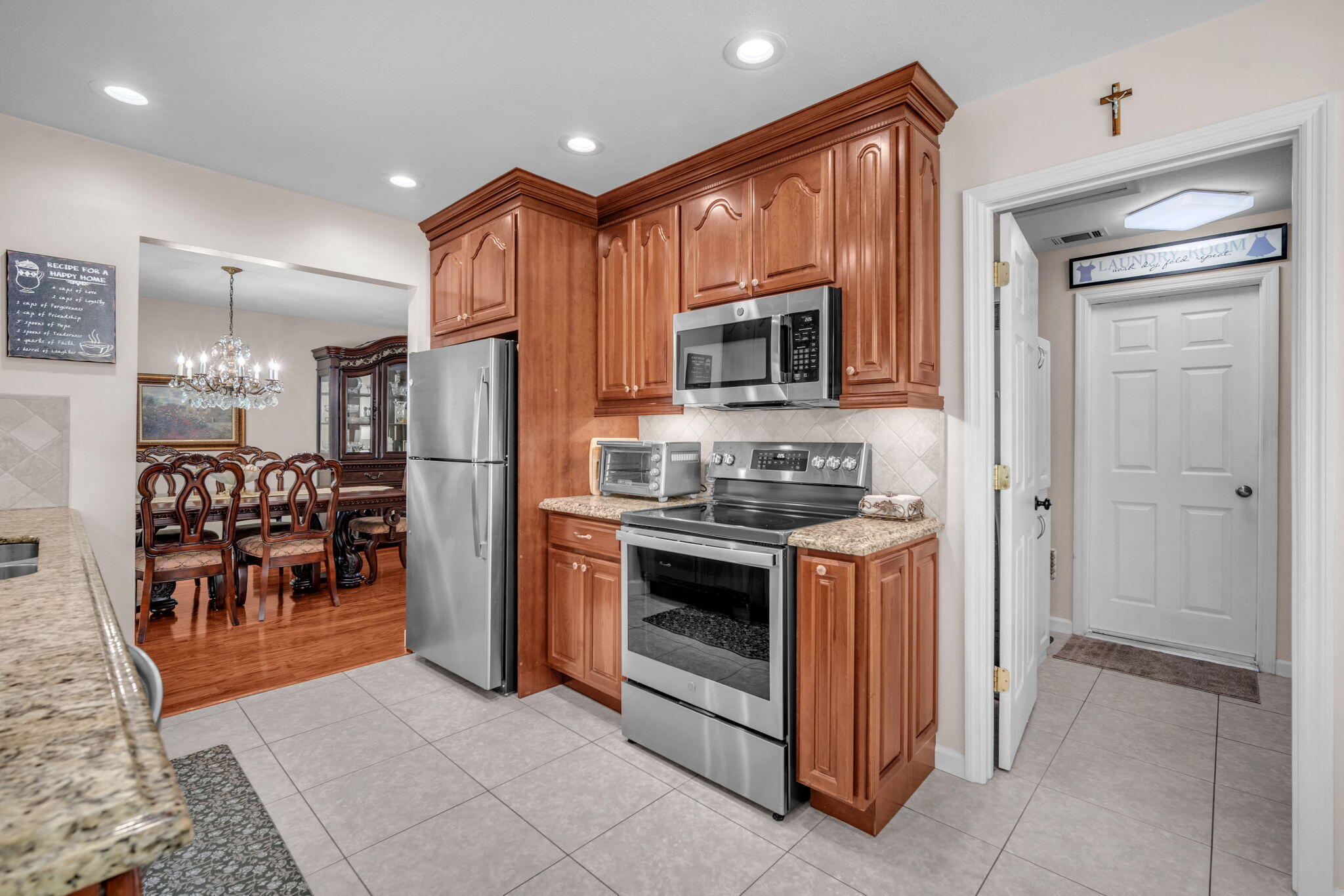 SANDALFOOT COVE SEC 5 - Residential