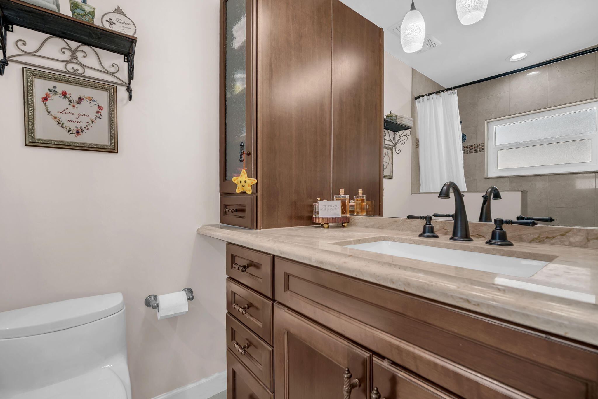 SANDALFOOT COVE SEC 5 - Residential