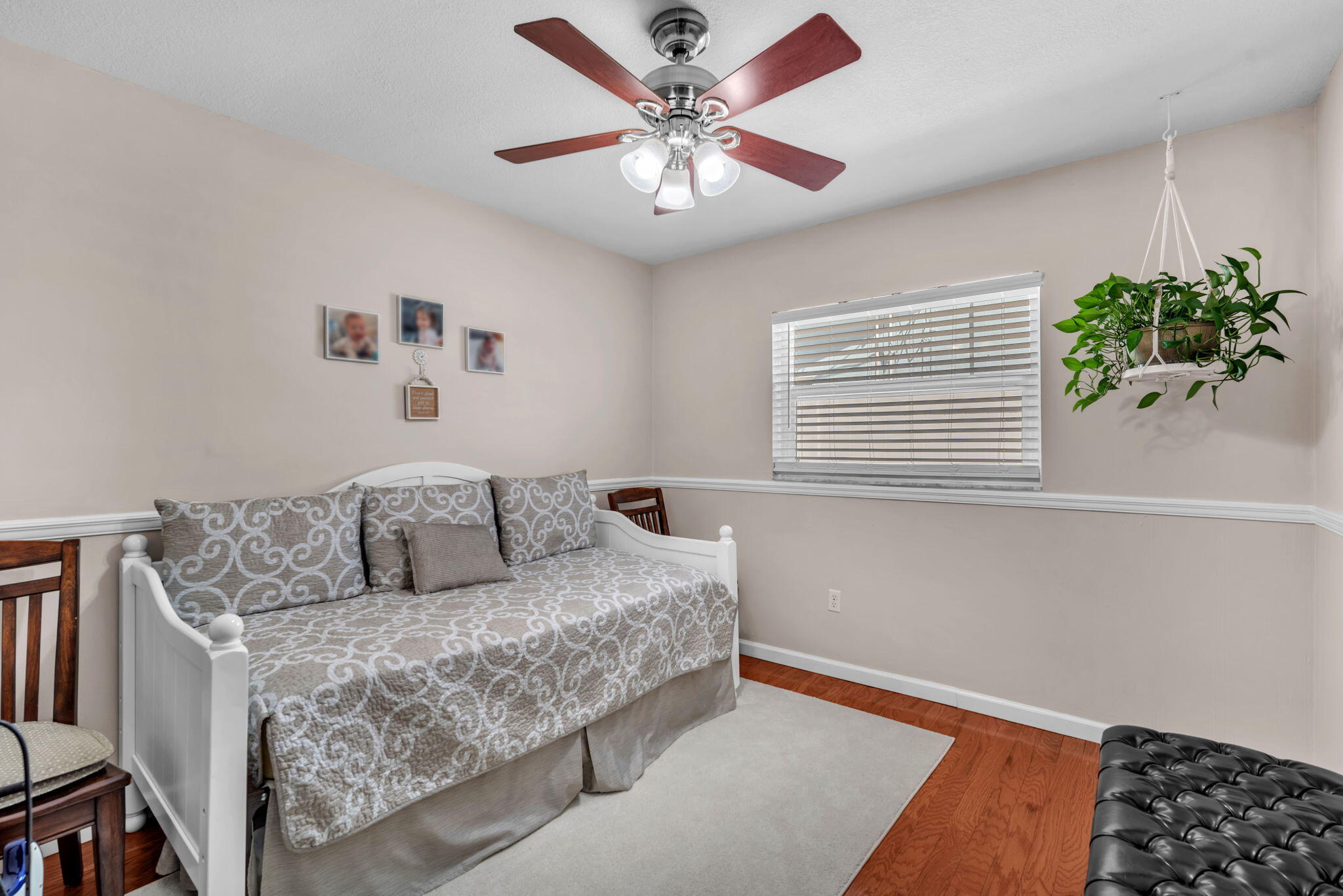 SANDALFOOT COVE SEC 5 - Residential