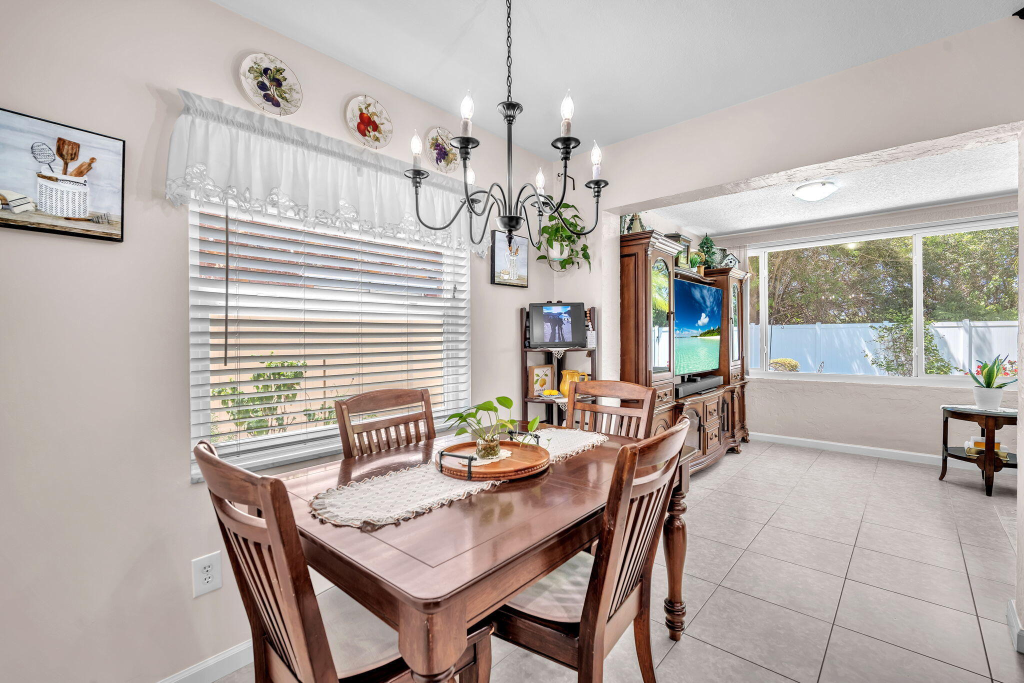 SANDALFOOT COVE SEC 5 - Residential