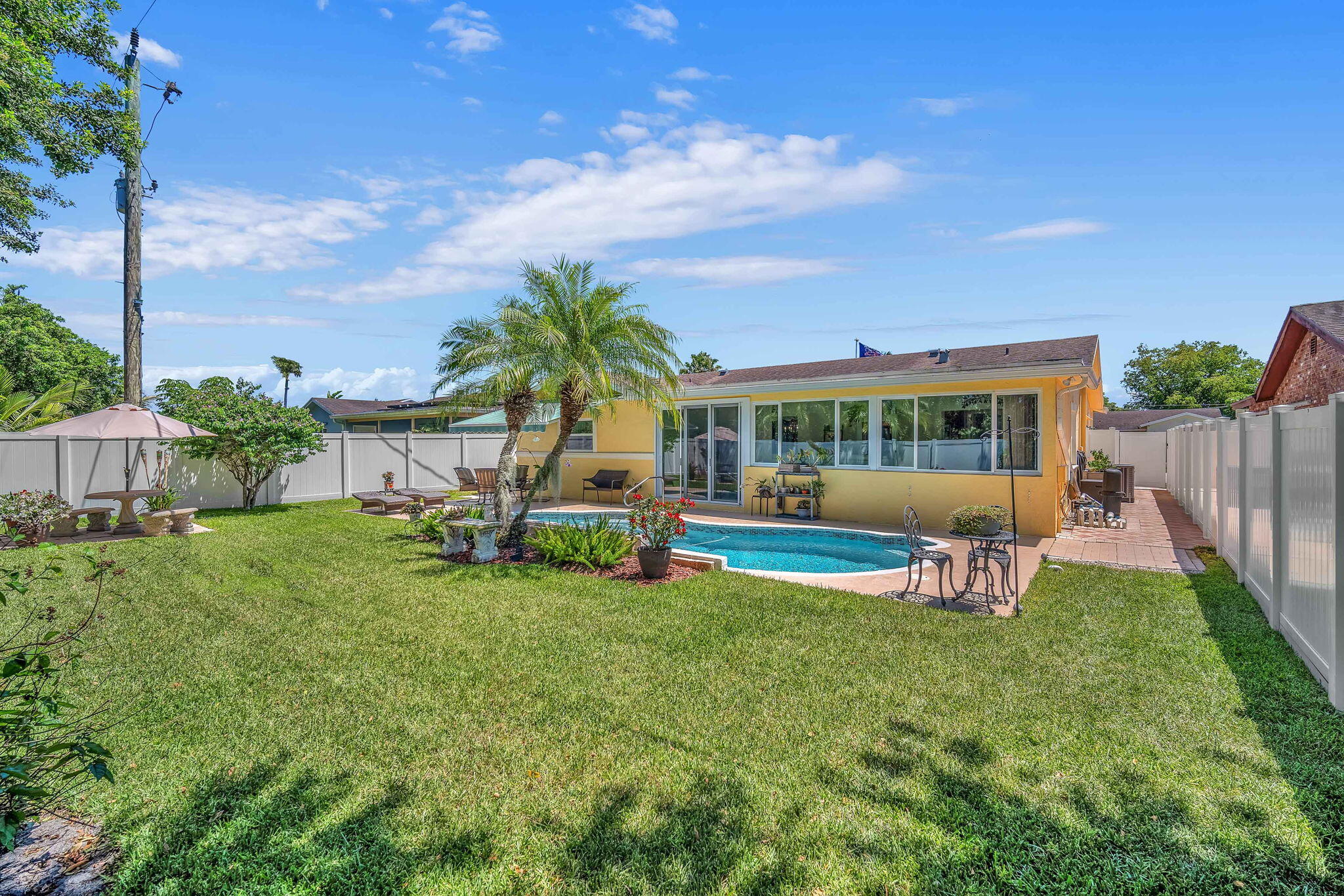 SANDALFOOT COVE SEC 5 - Residential