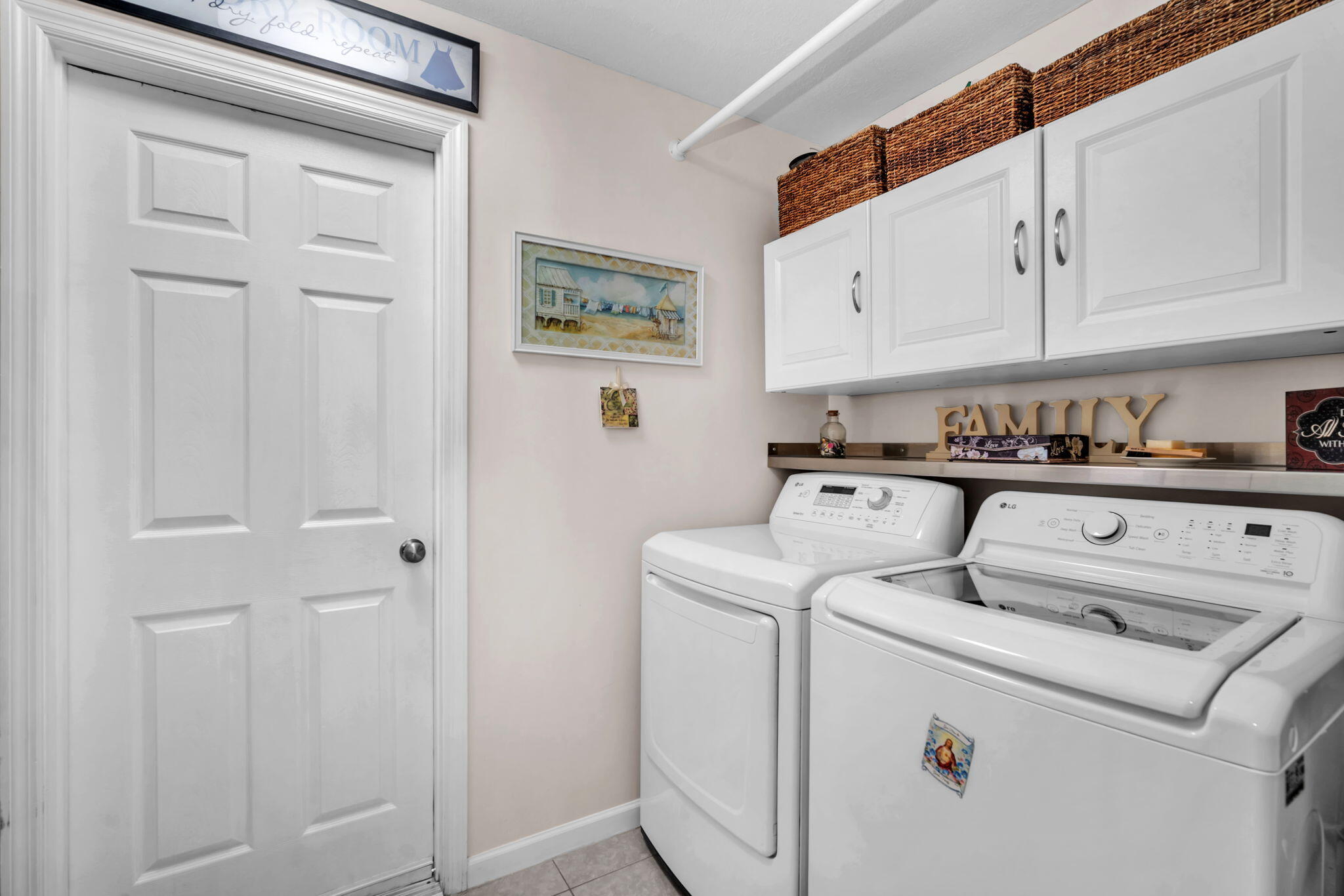 SANDALFOOT COVE SEC 5 - Residential