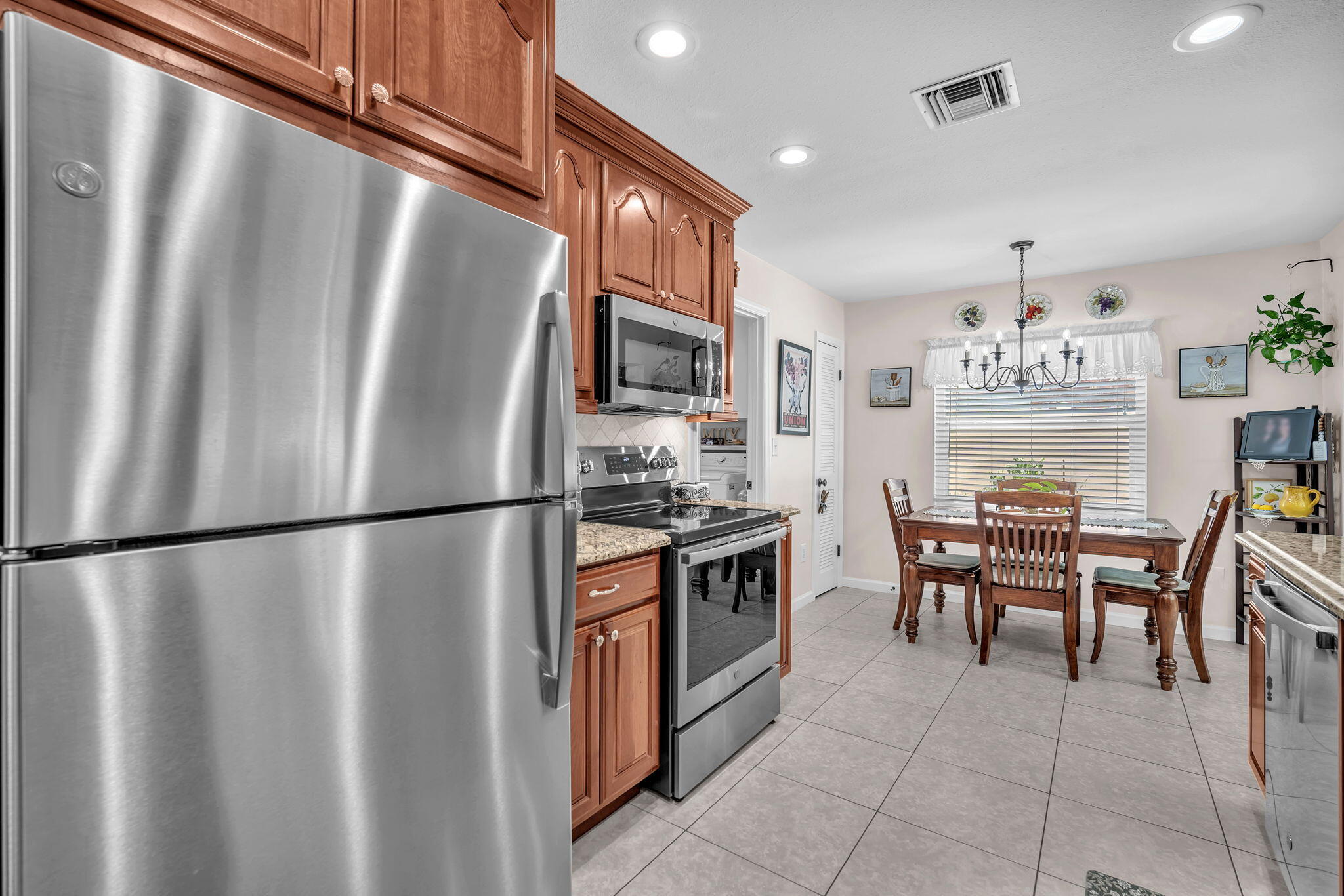 SANDALFOOT COVE SEC 5 - Residential