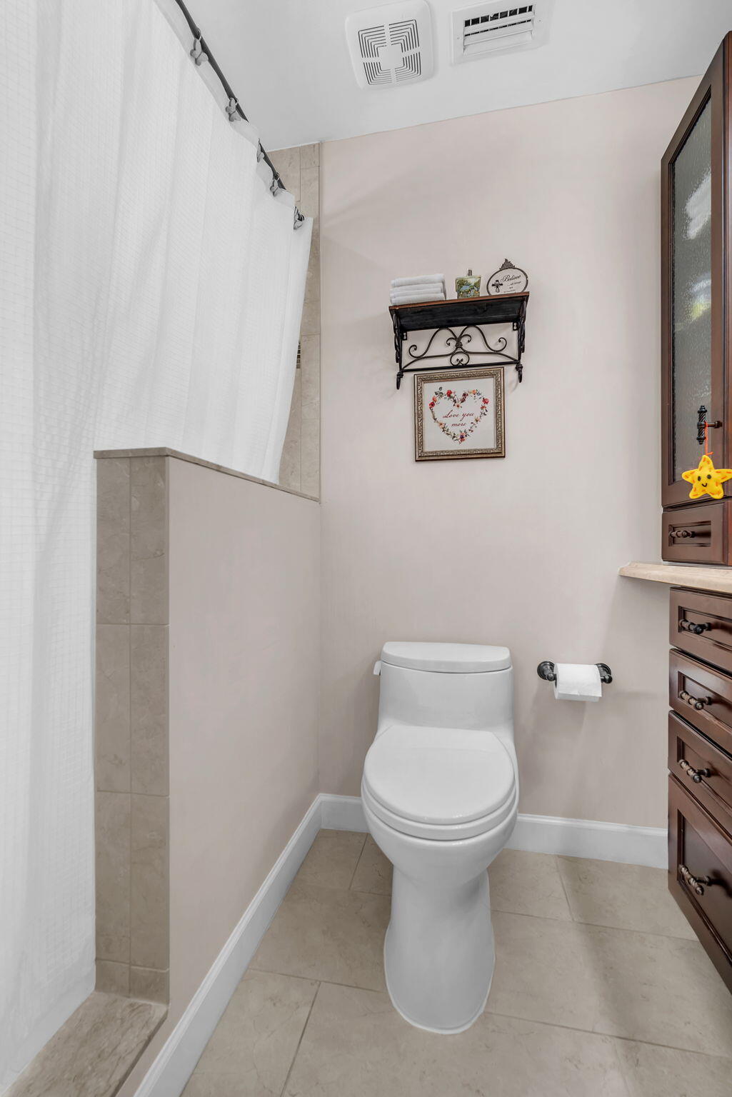 SANDALFOOT COVE SEC 5 - Residential