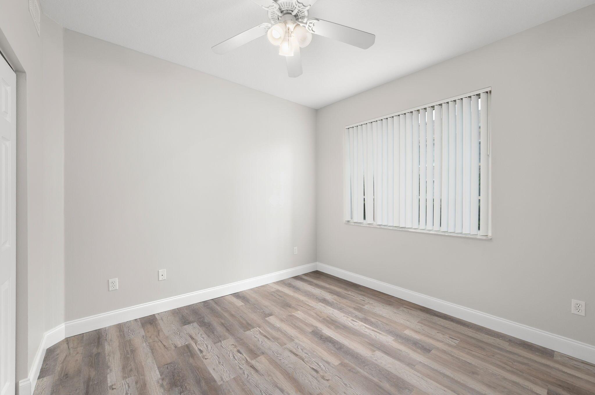 COURTYARDS AT WILLOUGHBY - Residential