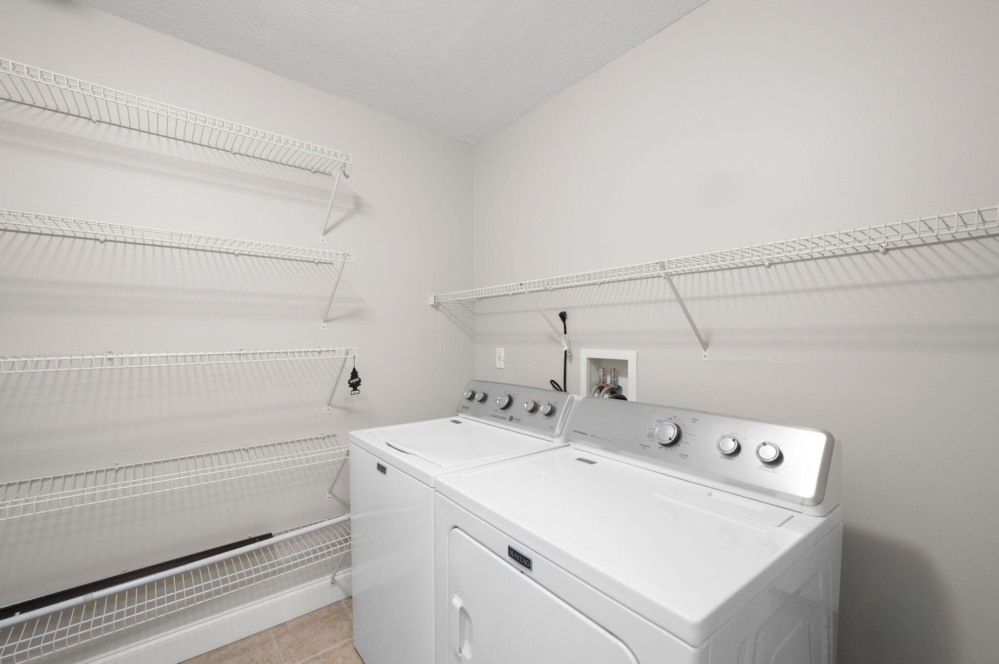 COURTYARDS AT WILLOUGHBY - Residential