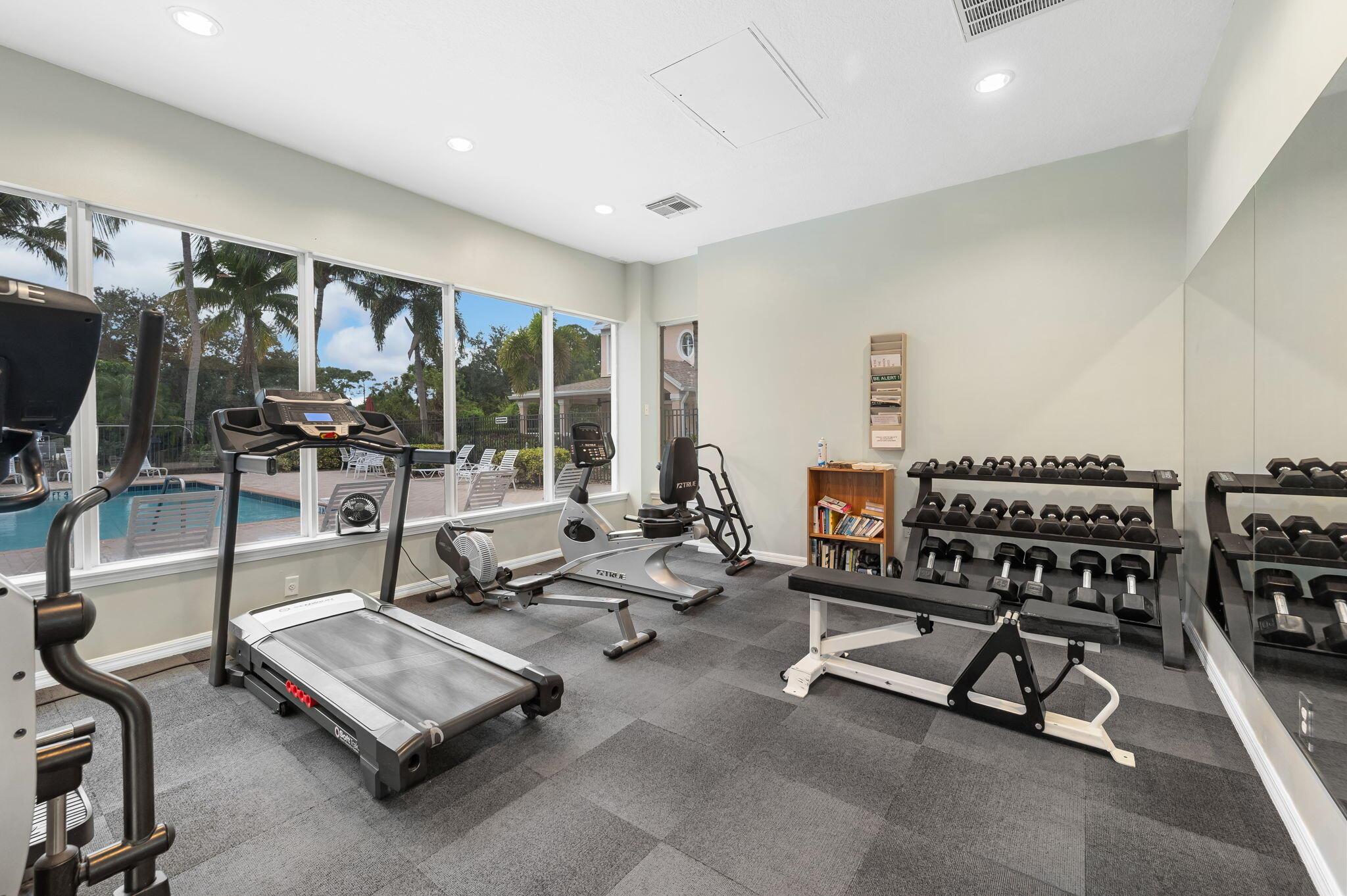 COURTYARDS AT WILLOUGHBY - Residential