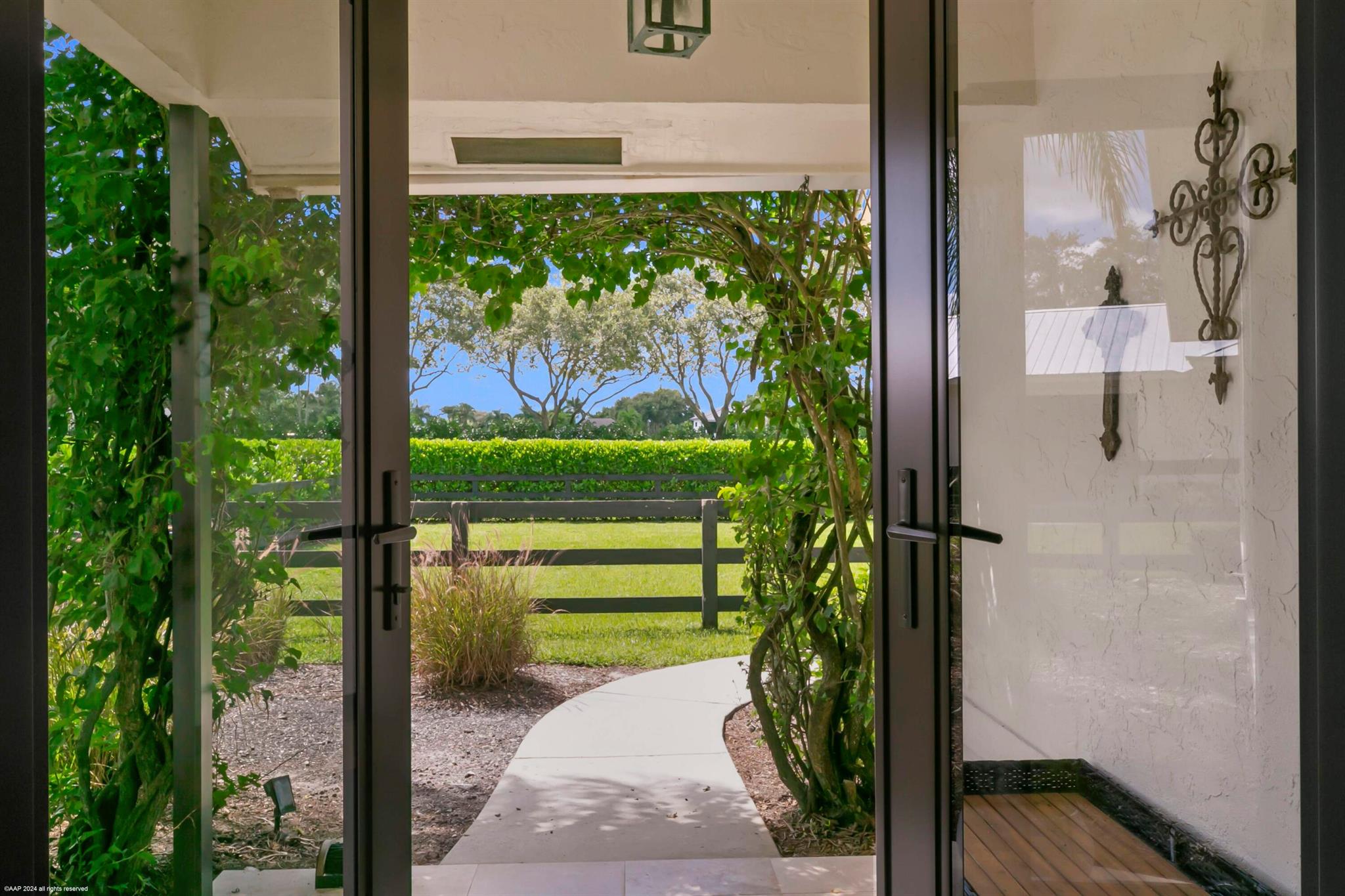 PADDOCK PARK 2 OF WELLING - Residential Lease