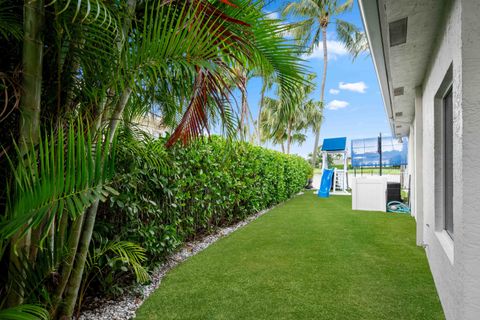 Tiny photo for 4169 Briarcliff Circle, Boca Raton, FL 33496 (MLS # B26019678)