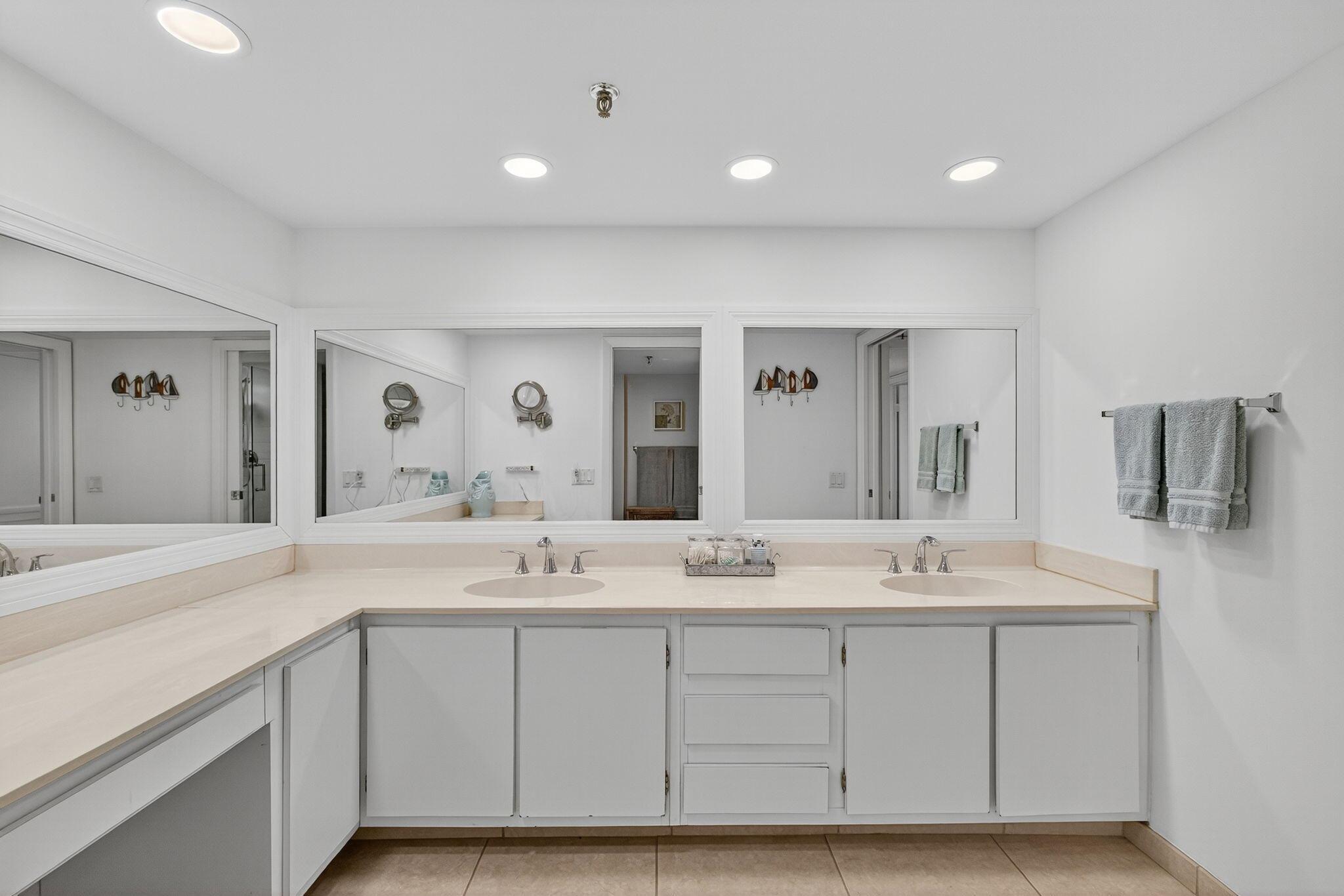 OCEANCREST CONDO APTS - Residential