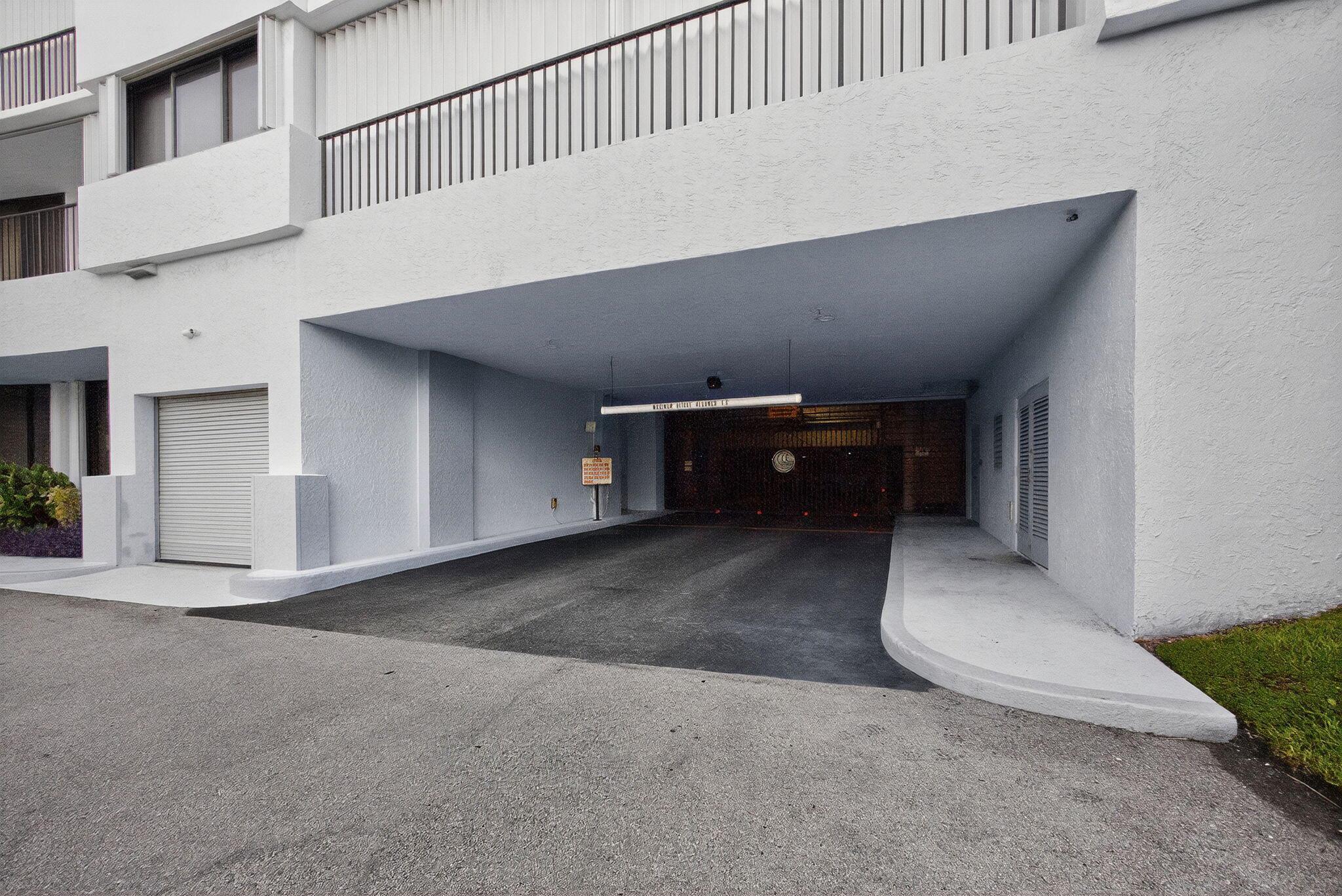 OCEANCREST CONDO APTS - Residential