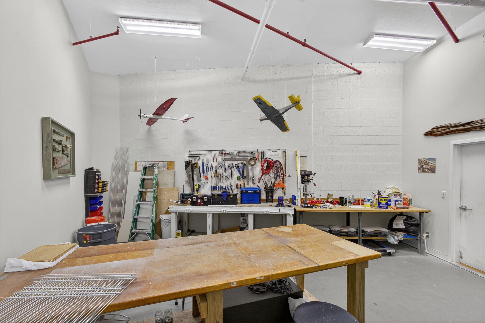 OCEANCREST CONDO APTS - Residential