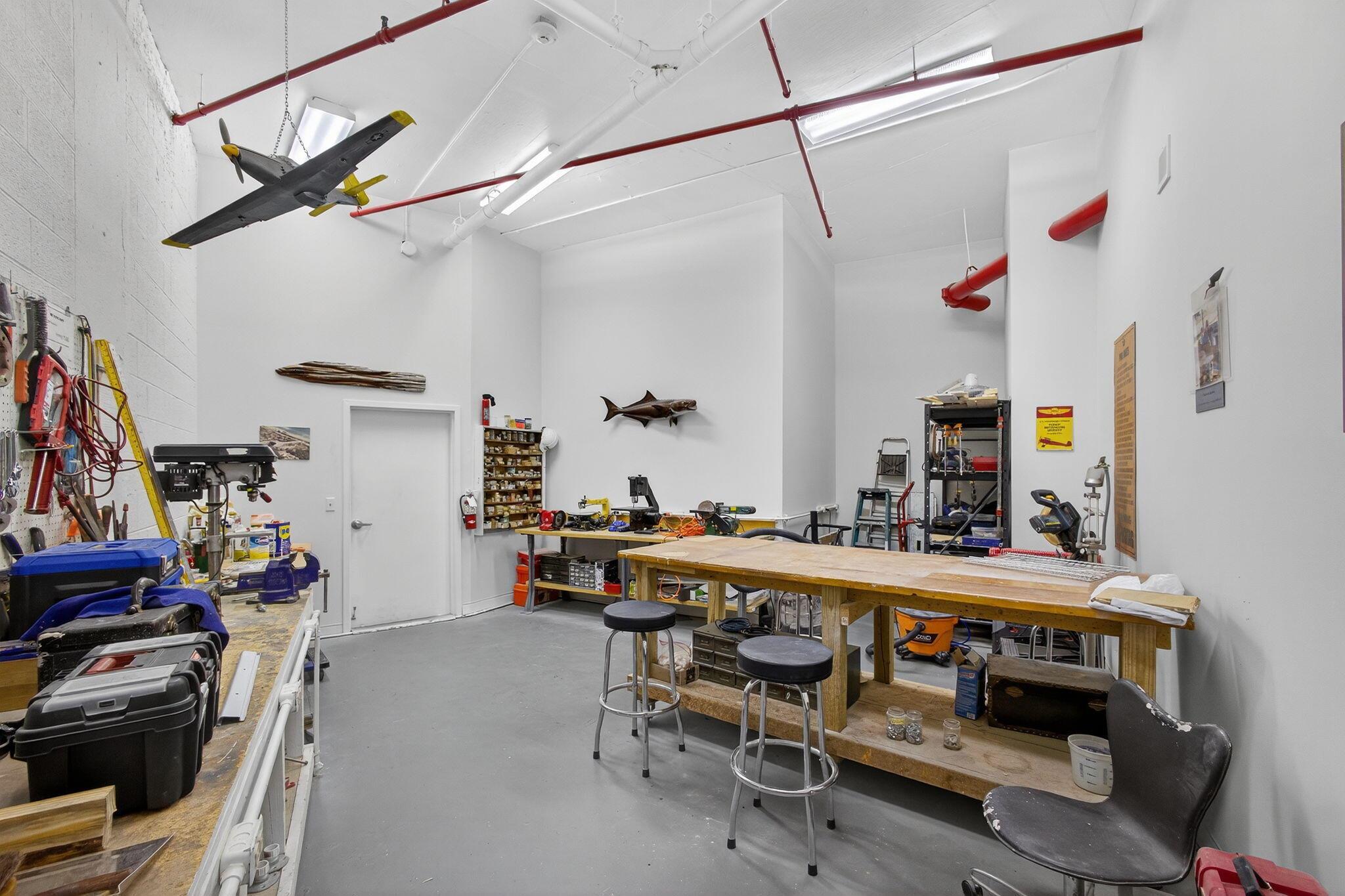 OCEANCREST CONDO APTS - Residential