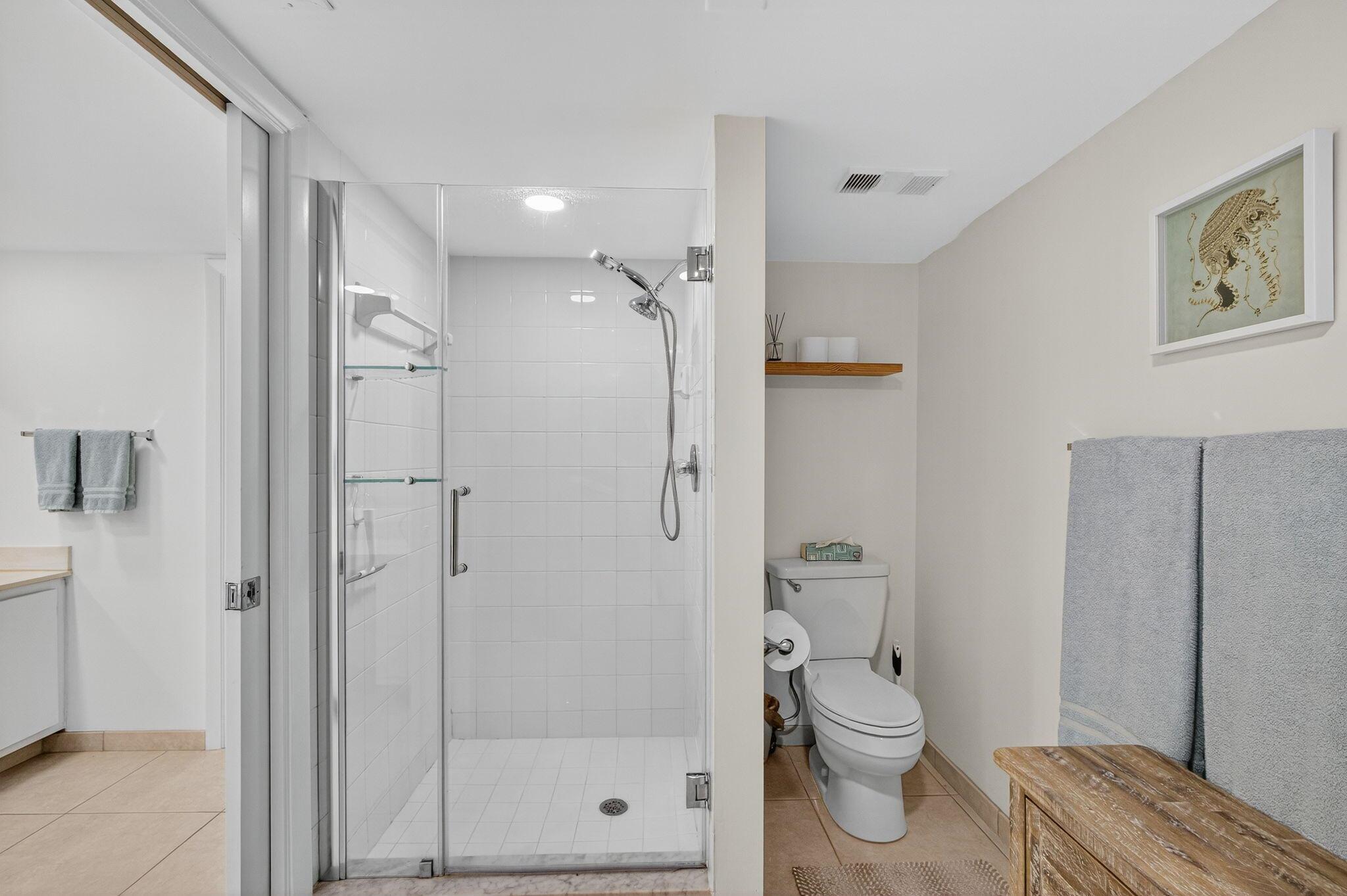 OCEANCREST CONDO APTS - Residential