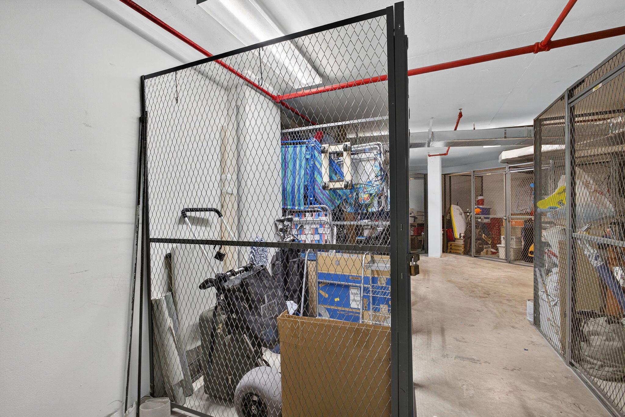 OCEANCREST CONDO APTS - Residential