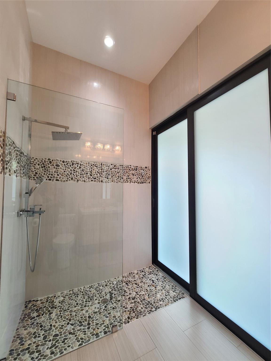 Coral Ridge 21-50 B - Residential