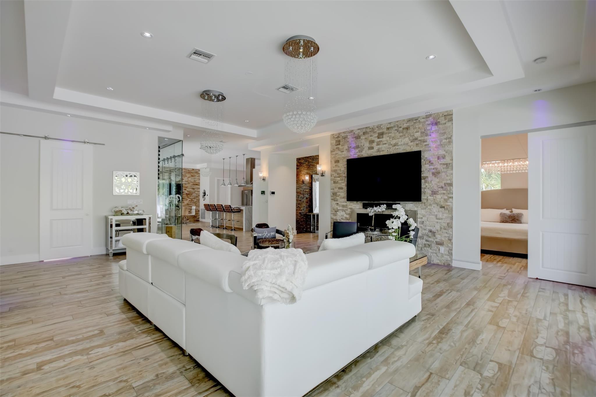 Coral Ridge 21-50 B - Residential