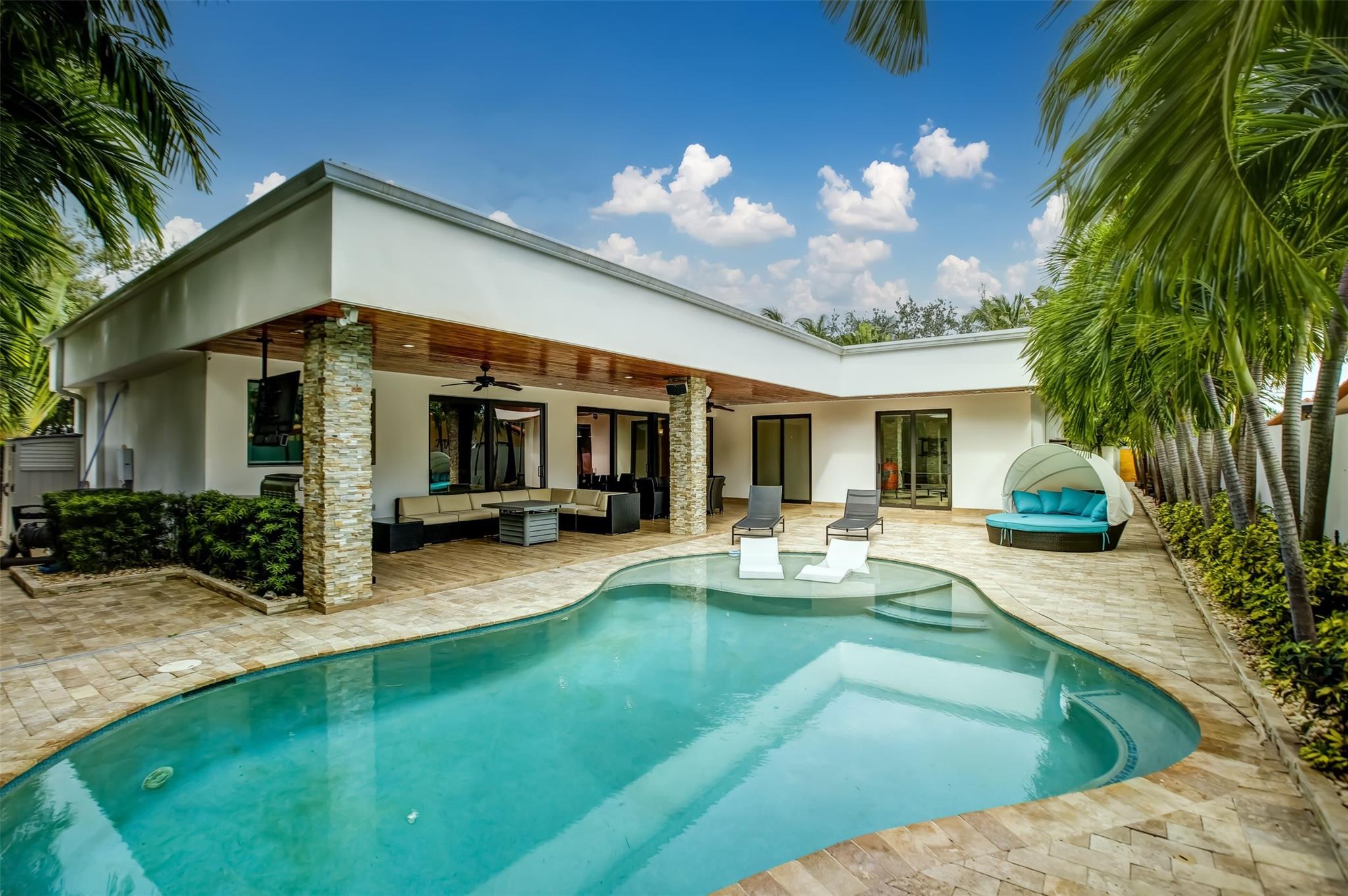 Coral Ridge 21-50 B - Residential