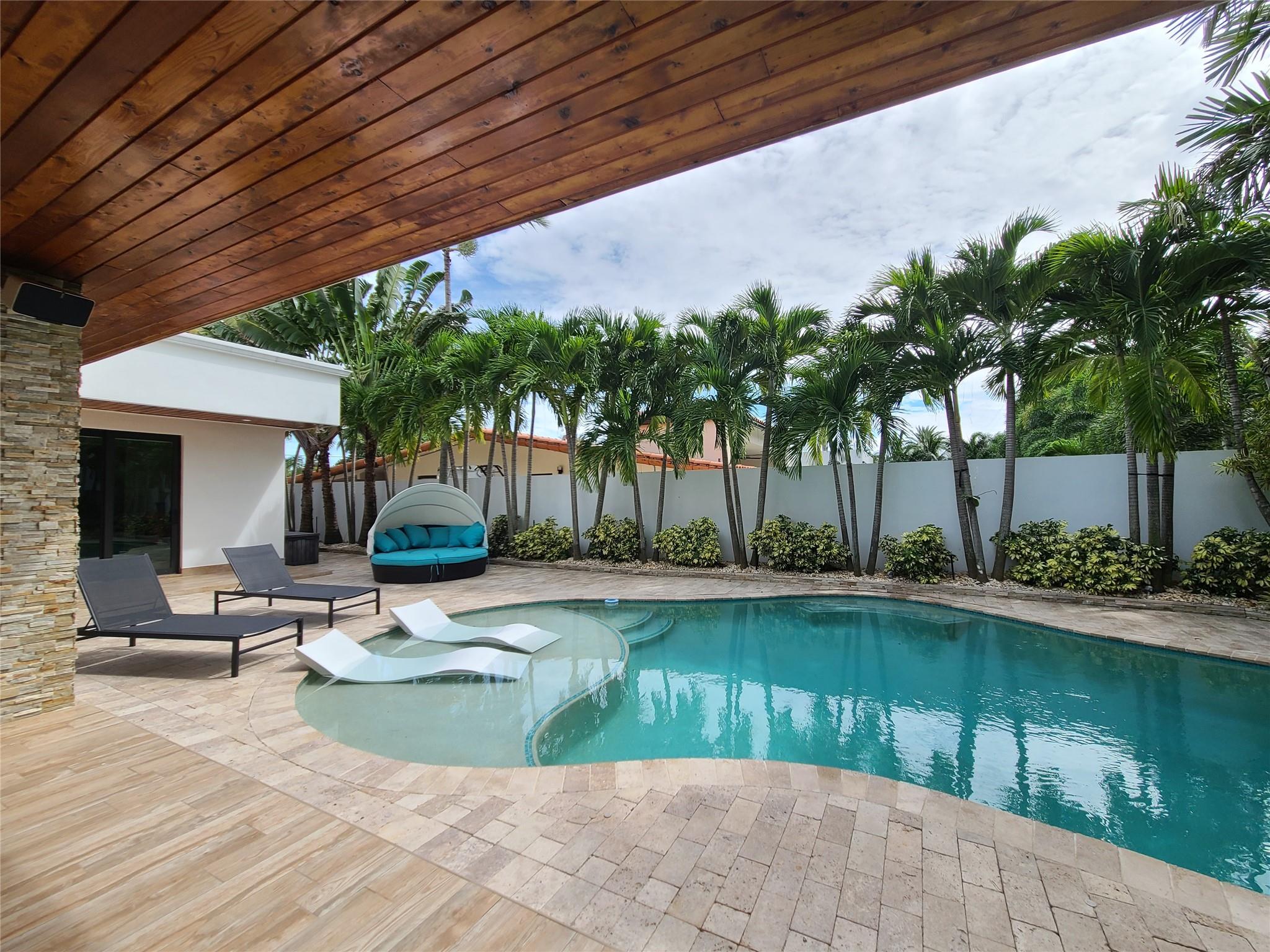 Coral Ridge 21-50 B - Residential